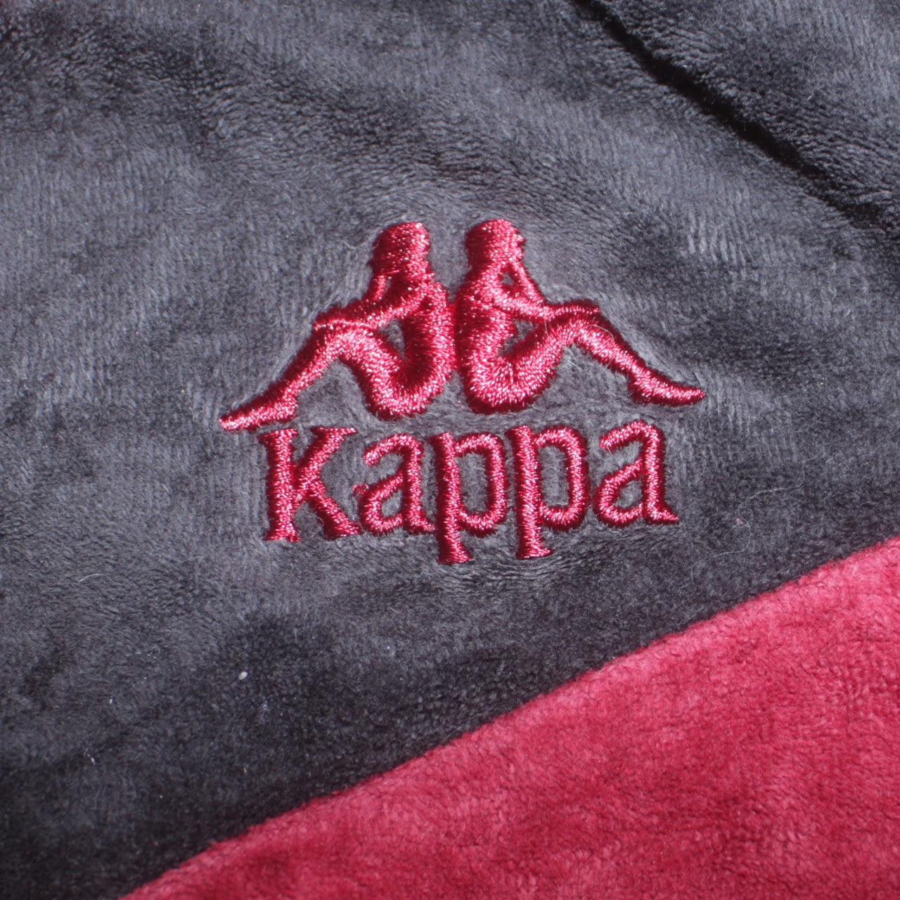 Kappa Women’s Black & Maroon Pullover Sweatshirt Medium