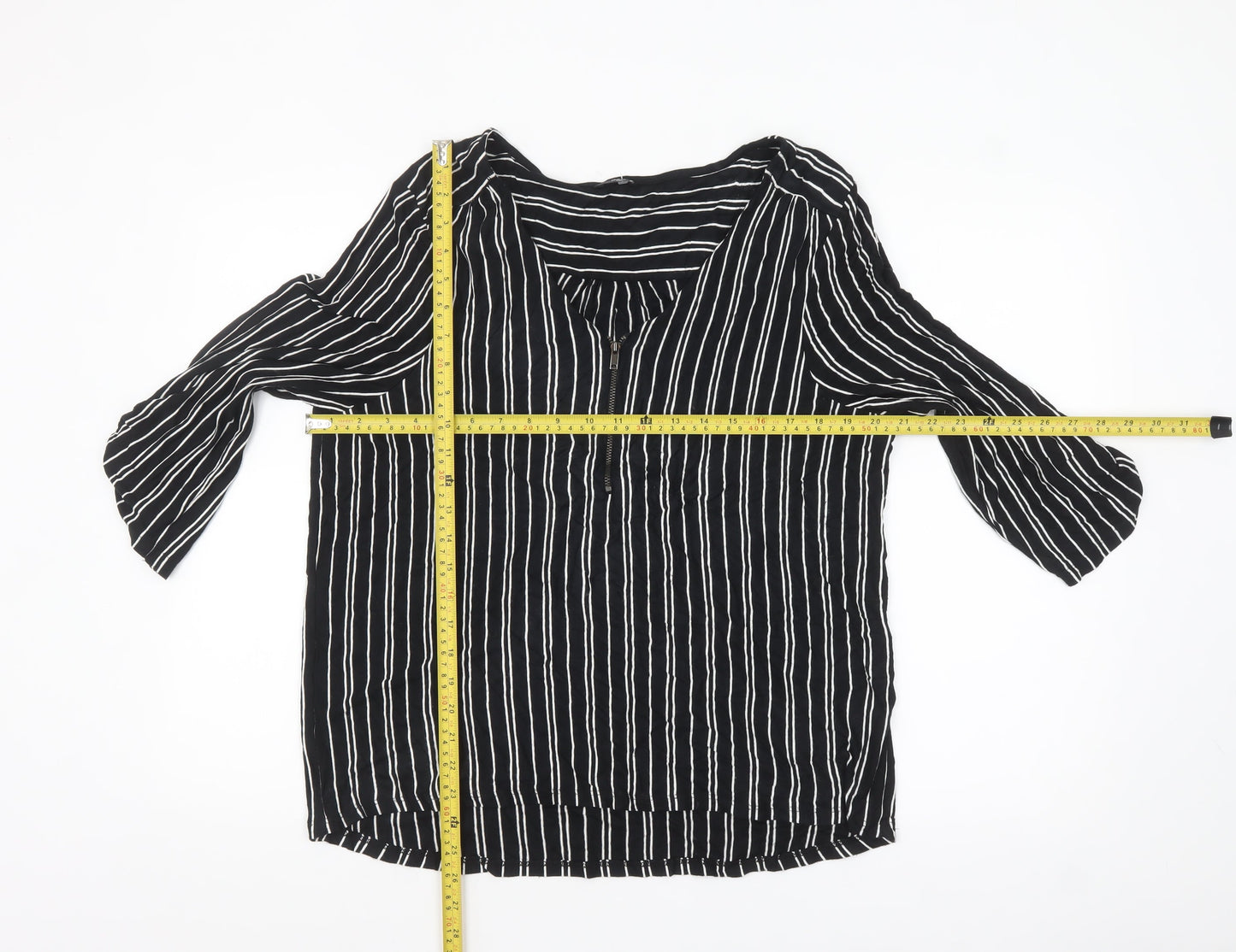 M&Co Women’s Black Striped Petite 3/4 Sleeve Zip Tunic Blouse Size 18