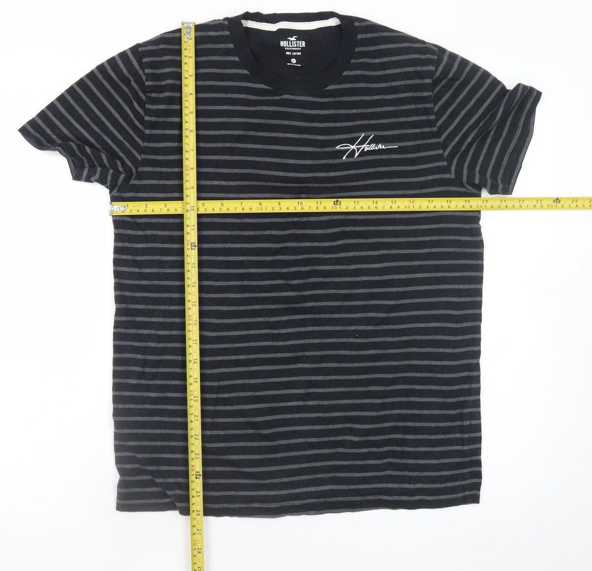 Hollister Men’s Navy Striped Crew Neck Cotton T-Shirt Medium