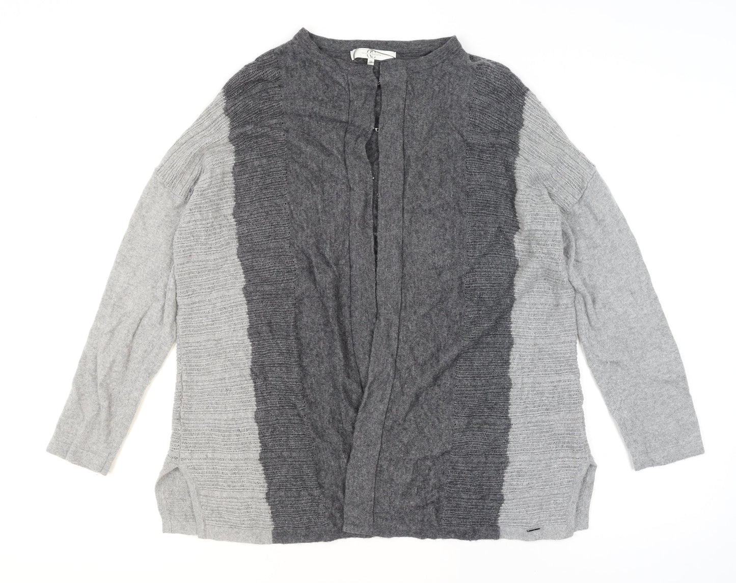 Country Casuals Women Grey Wool Blend Cardigan M Round Neck Knit