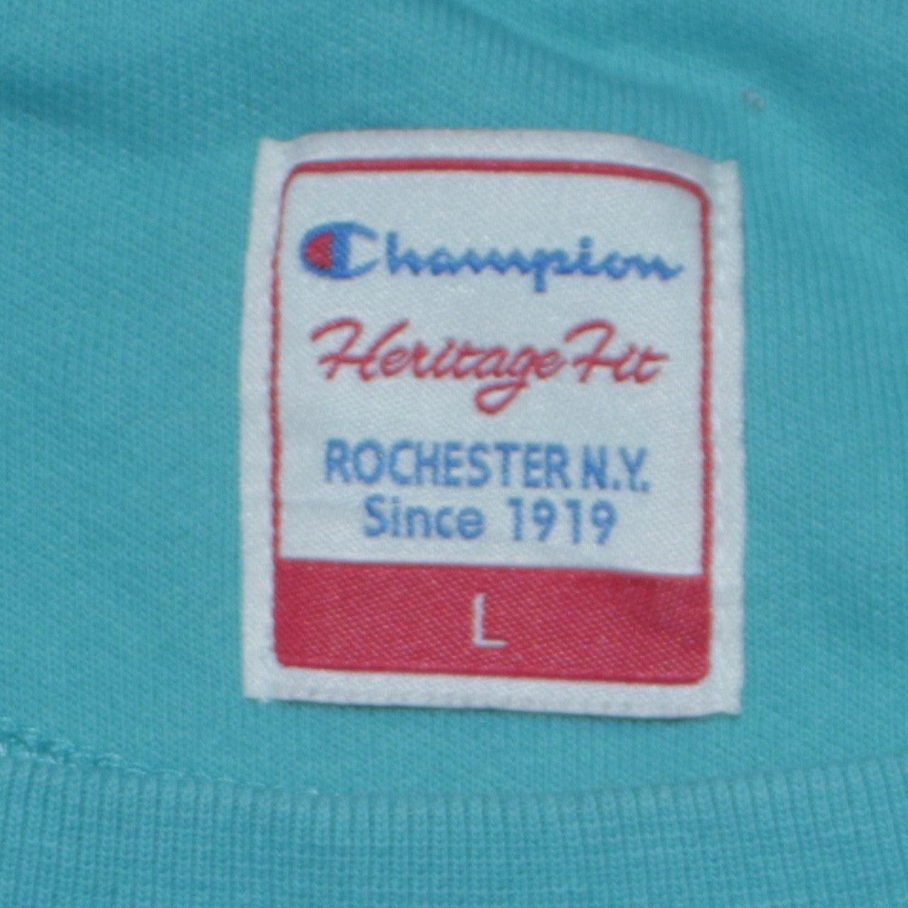Champion Women’s Blue Pullover Sweatshirt Large Heritage Fit