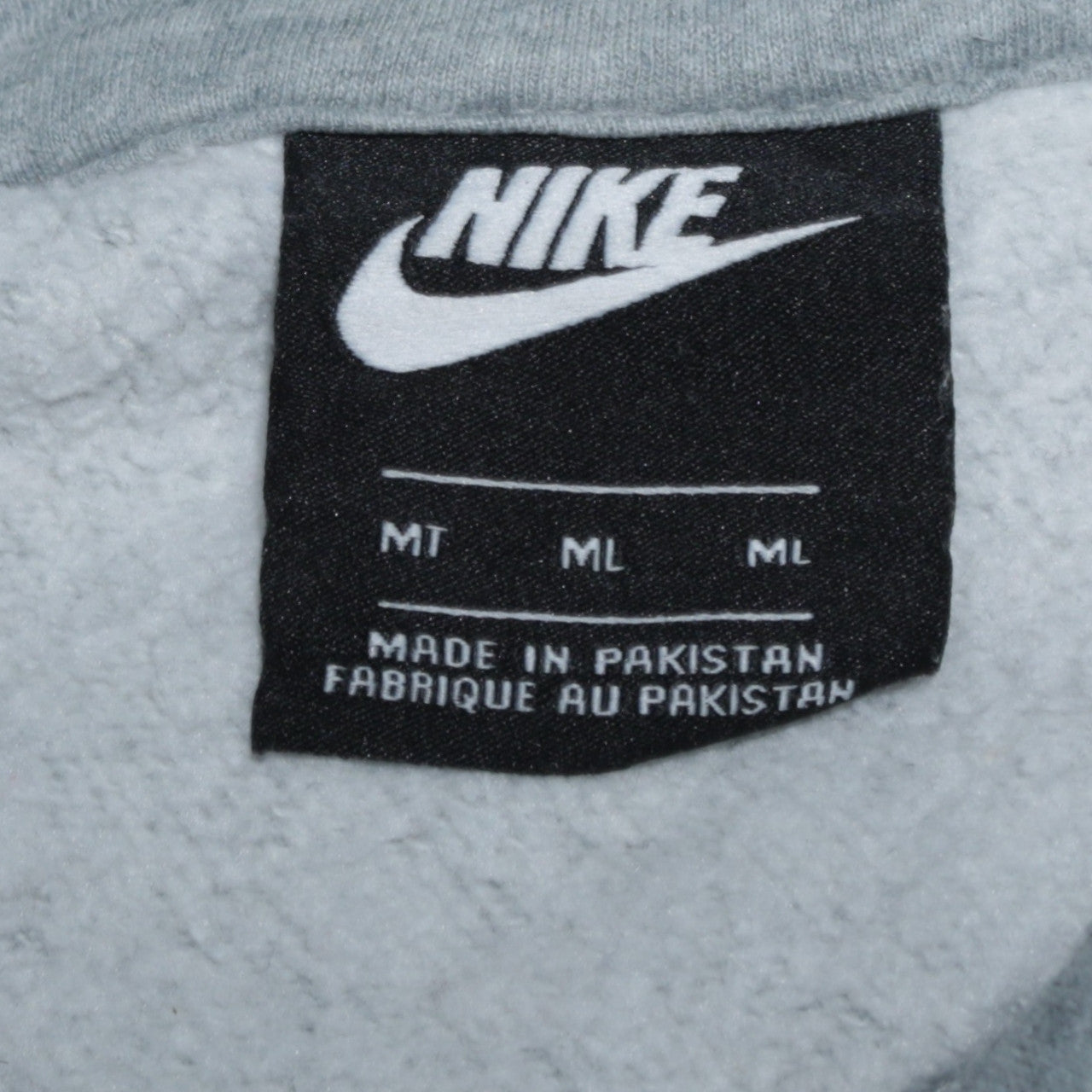 Nike Men's Grey Pullover Hoodie Size M Classic Fleece Sweatshirt
