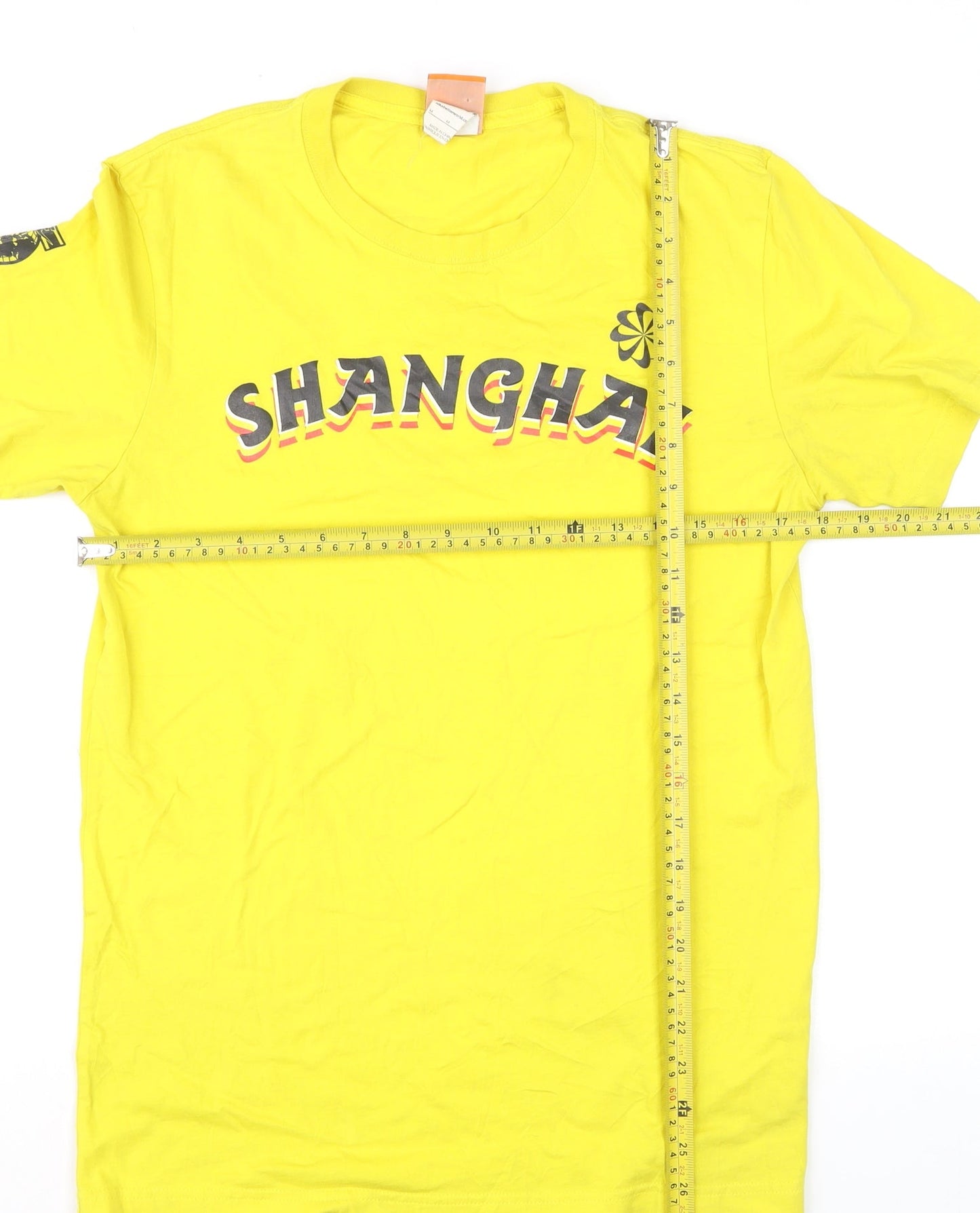 Nike Men's Yellow Shanghai Graphic Short Sleeve T-Shirt M