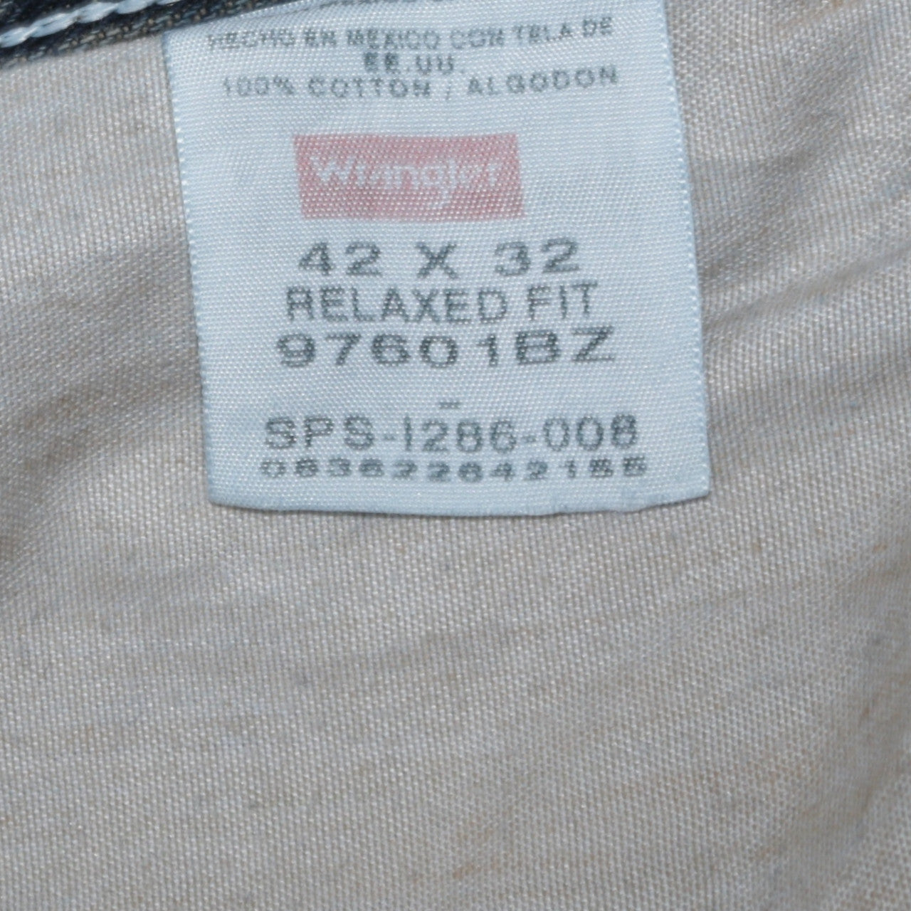 Wrangler Men's Blue Relaxed Fit Straight Jeans 42x32 Denim