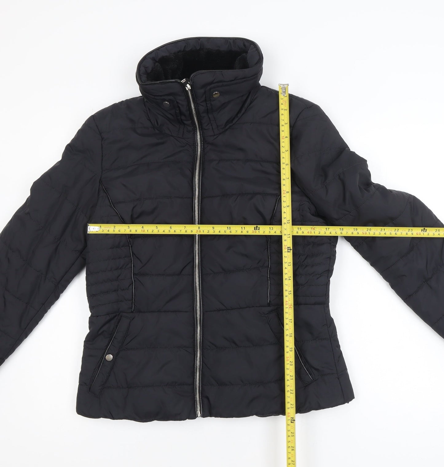 Vero Moda Women's Black L Puffer Jacket with Zip Pockets