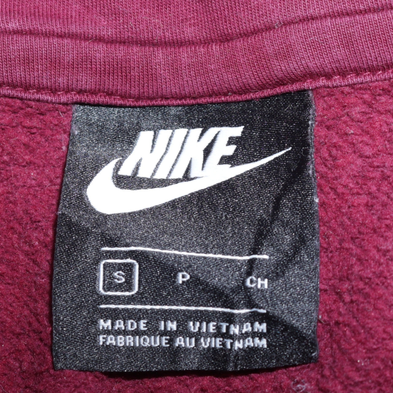 Nike Men's Red Pullover Hoodie Small Regular Fit Fleece Sweatshirt