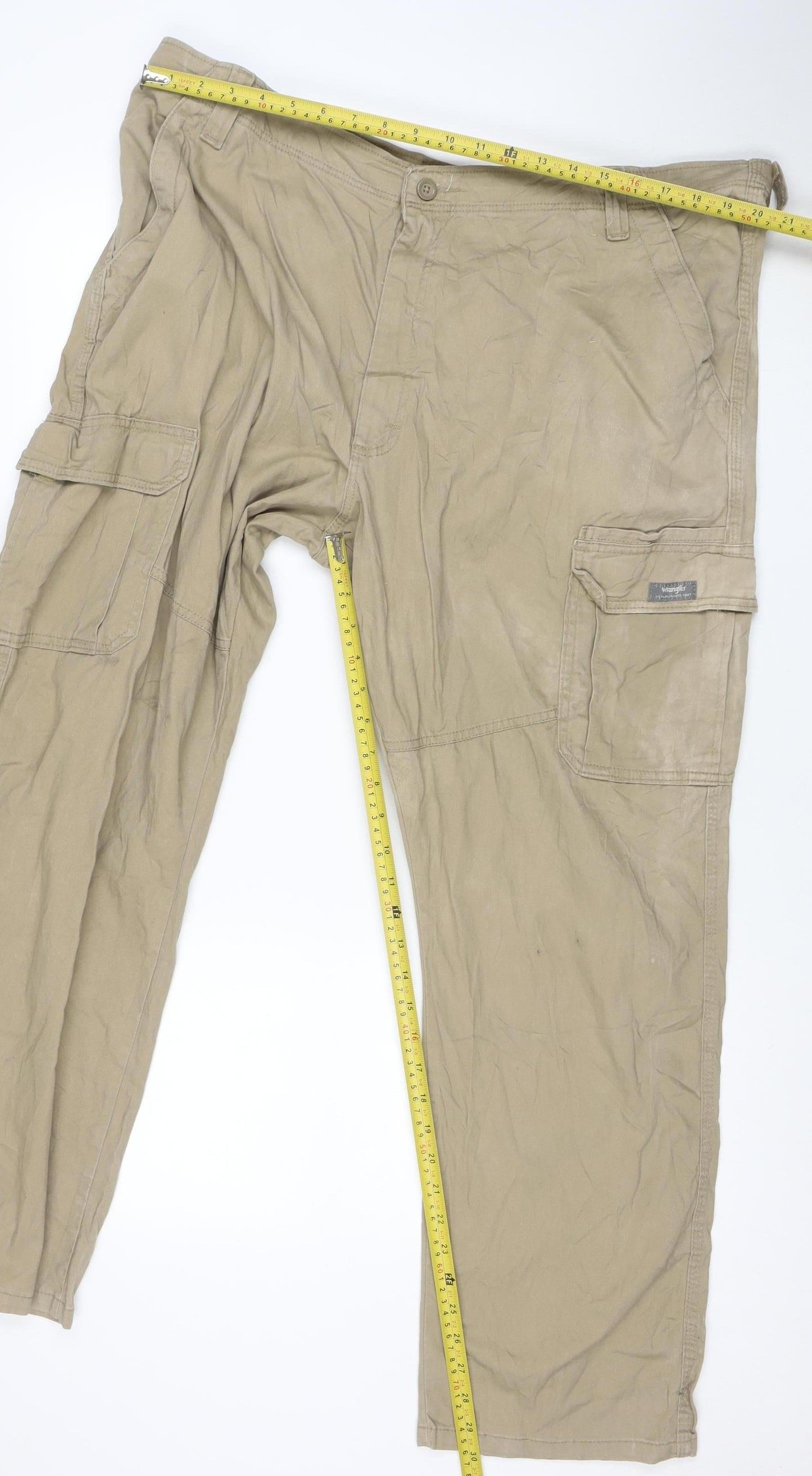 Wrangler Men's Beige Relaxed Fit Cargo Trousers 42x30 Cotton