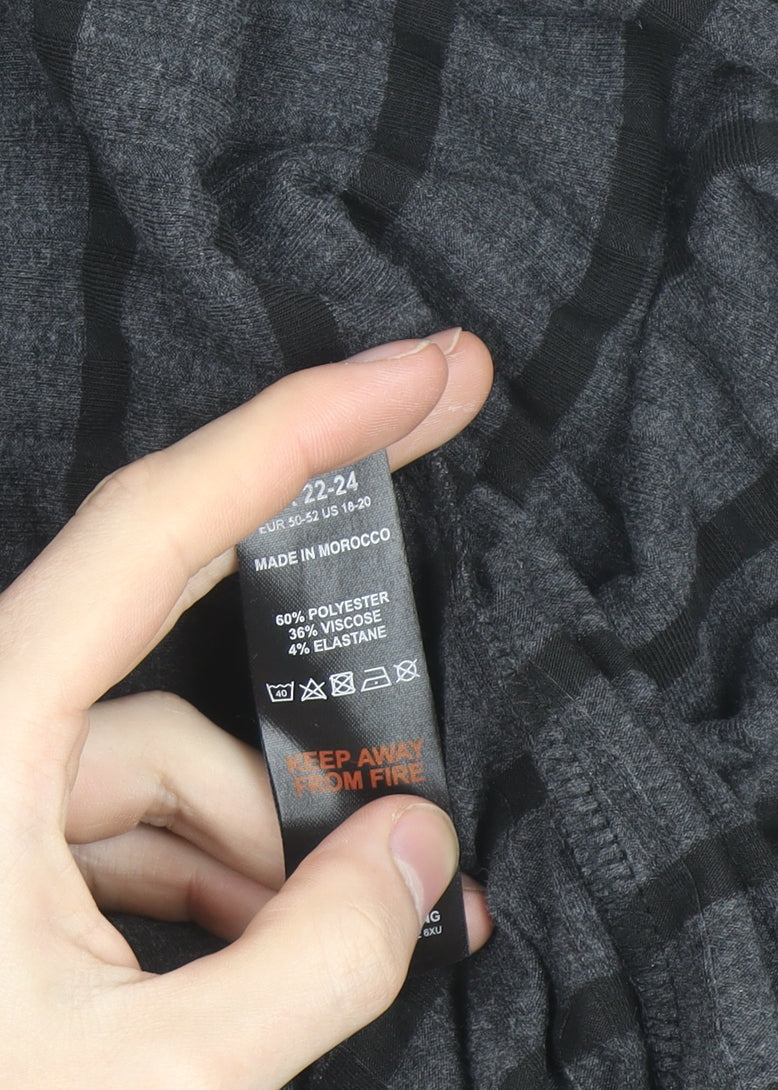Yours Clothing Women’s Grey Striped A-Line Knee Length Dress Size 22-24