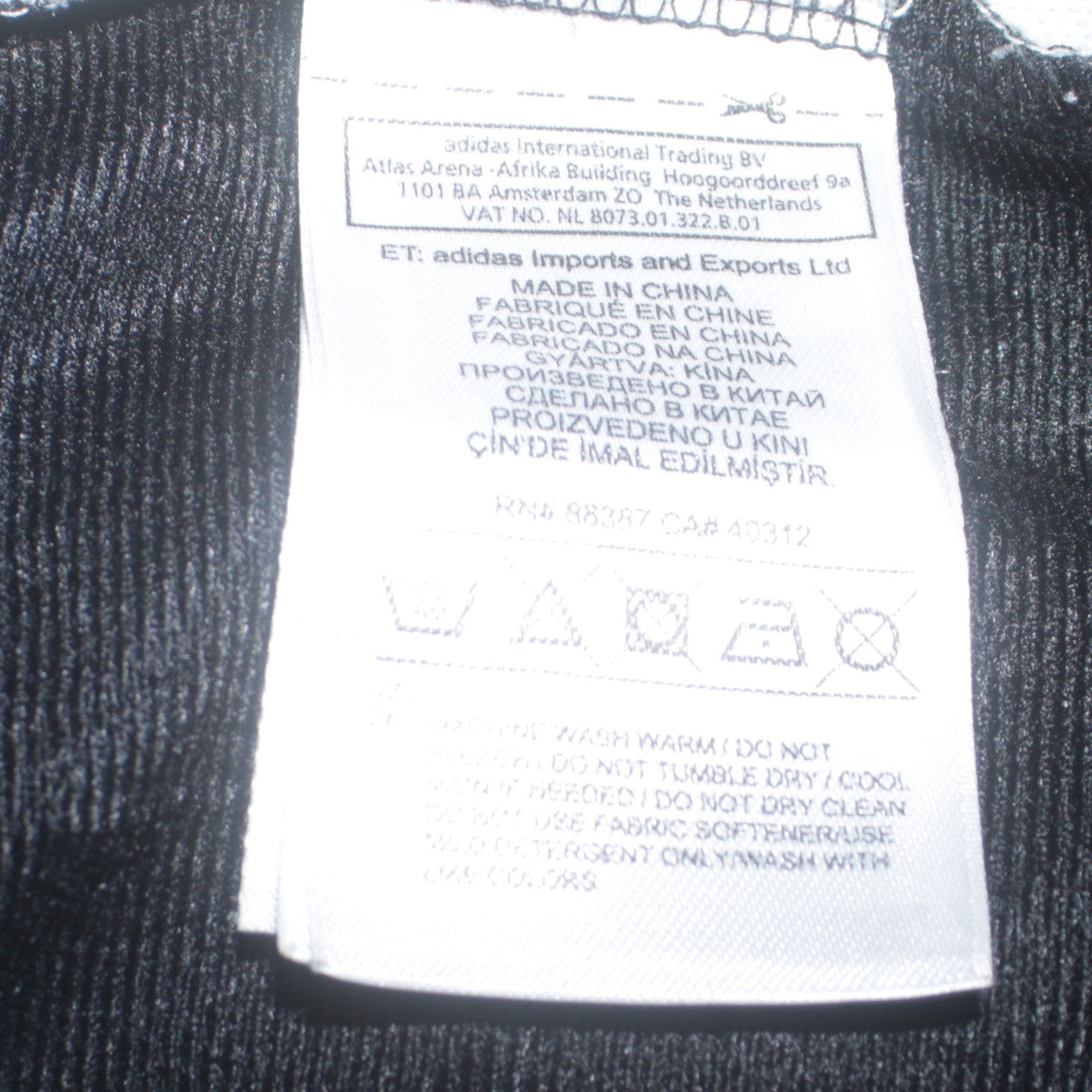 Adidas Boys Black Full Zip Hoodie 13-14 Years Classic 3-Stripes Design