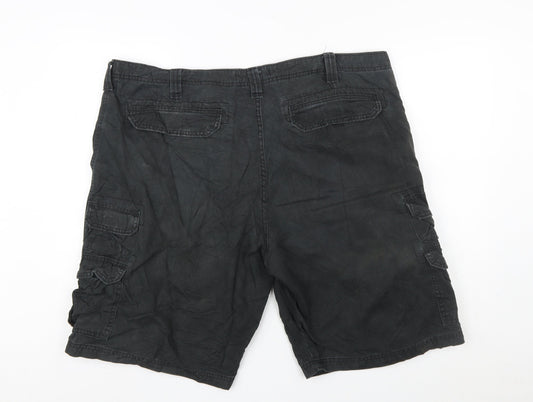 Lee Men’s Black Cargo Shorts Size 42 Cotton Canvas Casual