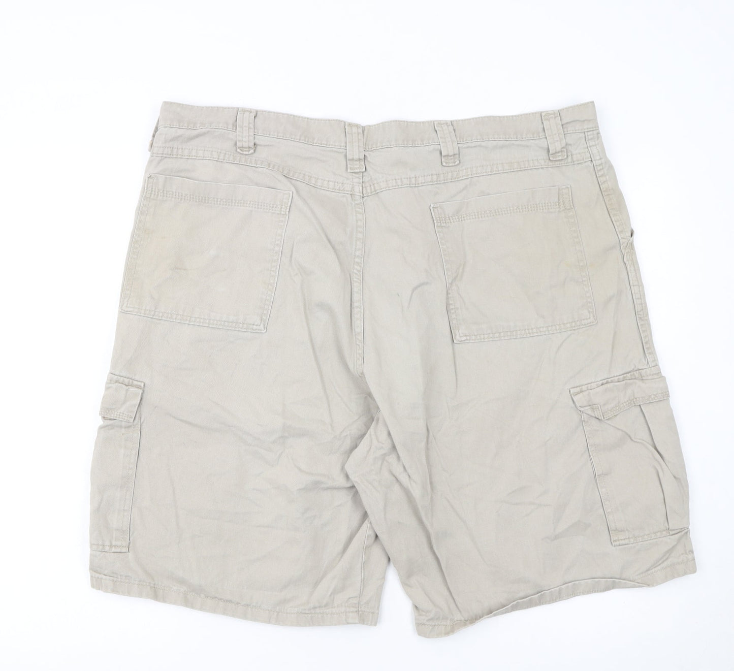 Wrangler Men's Beige Cargo Shorts Size 40 Cotton Canvas Casual