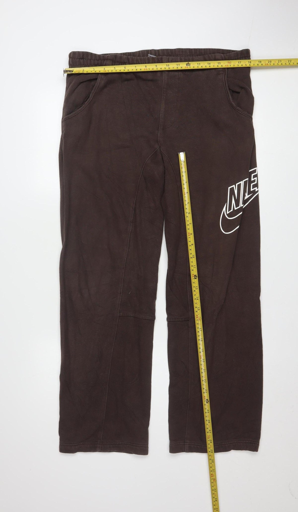 Nike Women's Brown Sweatpants Size M Regular Fit Fleece Joggers