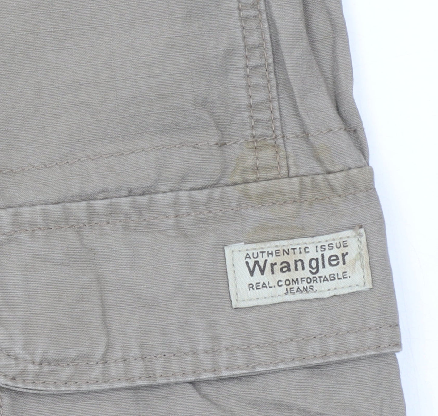 Wrangler Men's Beige Cargo Shorts Size 44 Cotton Casual