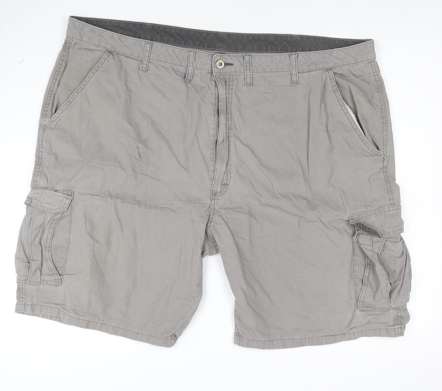 Wrangler Men’s Grey Cotton Cargo Shorts Size 46 Regular Fit