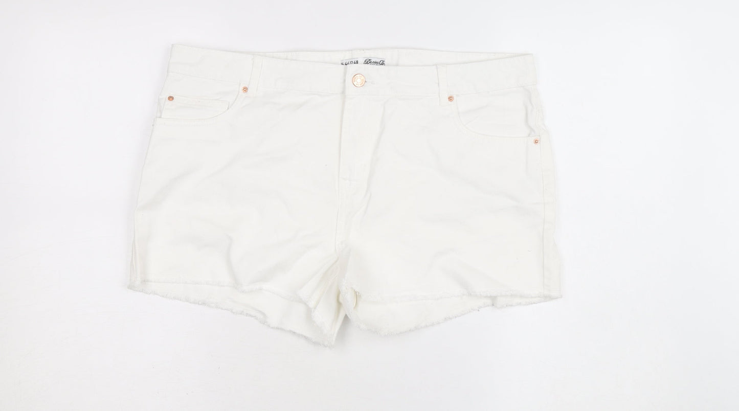 Denim Co Women White Cotton Cut-Off Shorts Size 16