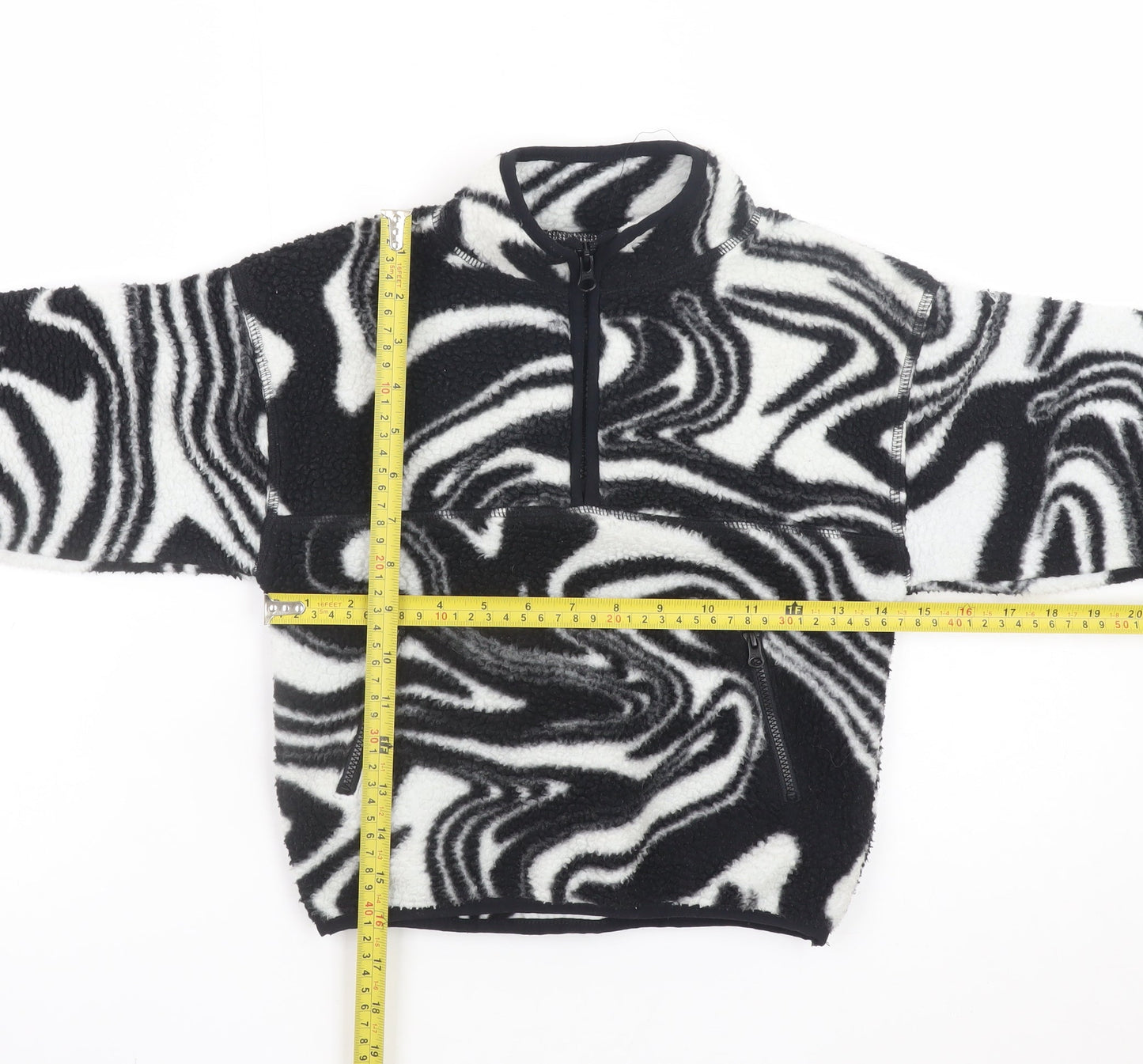 Dunnes Stores Girls Black & White Fleece 1/2 Zip Pullover Sweatshirt 6-7 Years