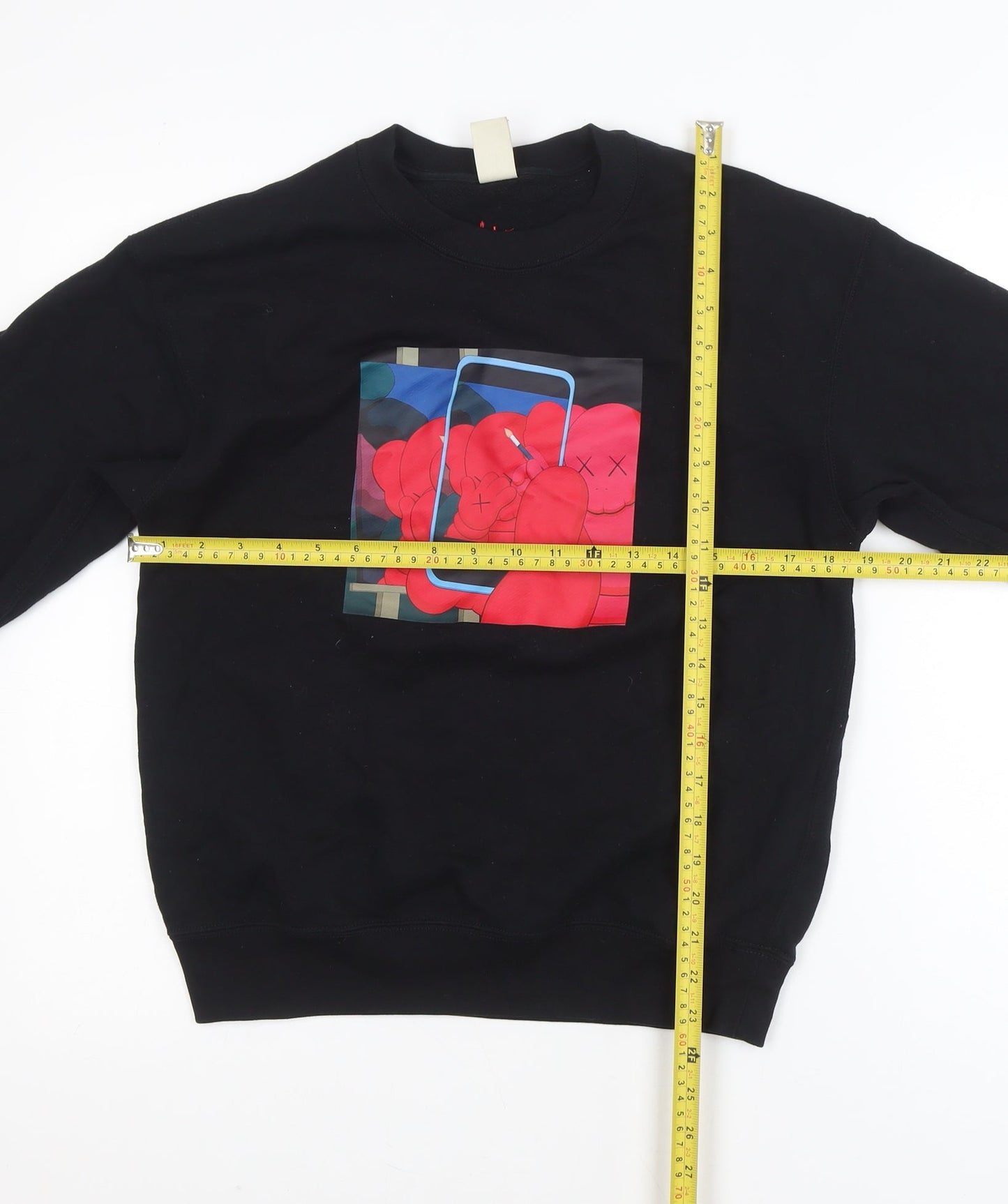 Uniqlo Men’s Black KAWS+Warhol Pullover Sweatshirt S Graphic Art