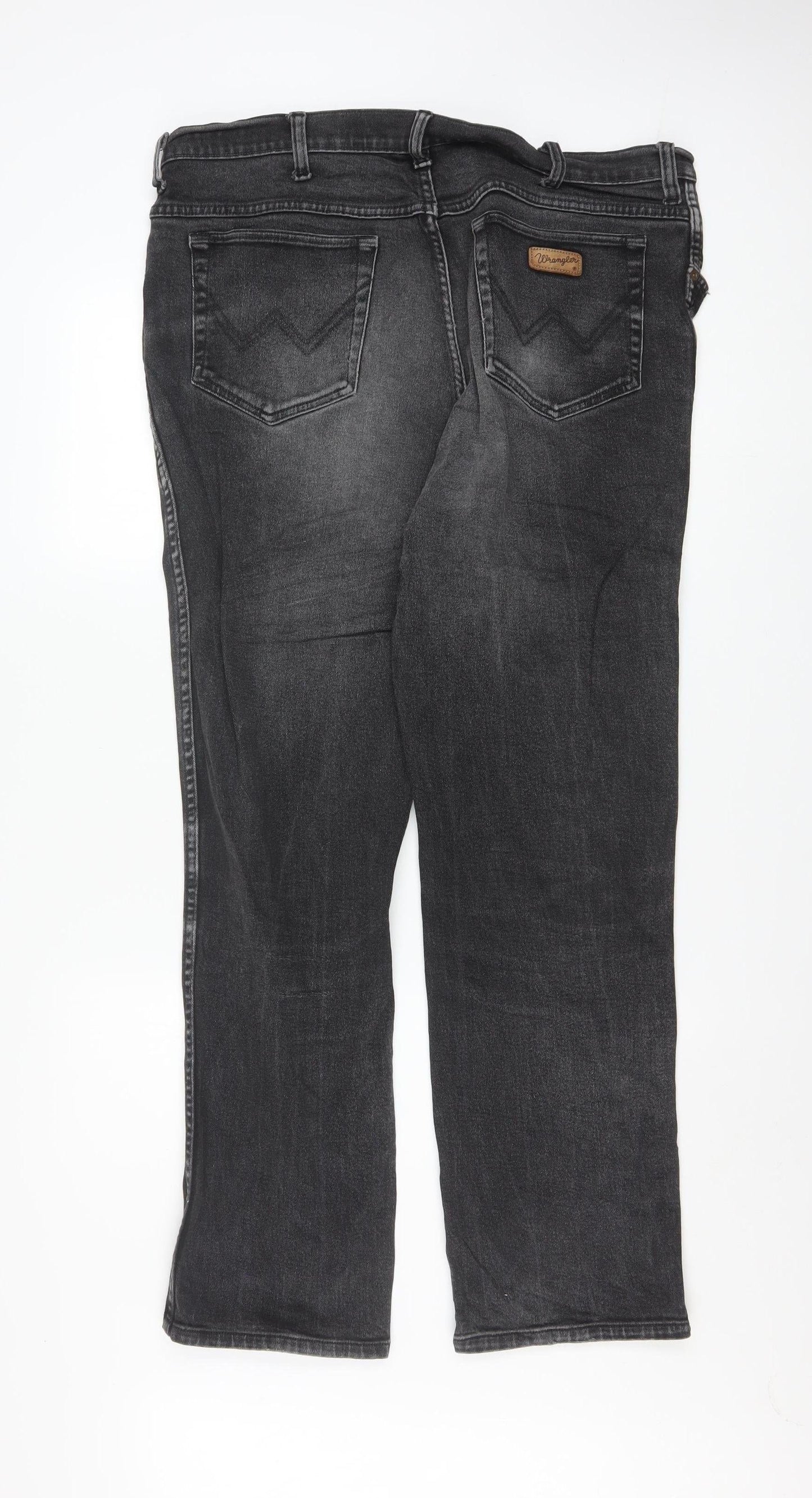 Wrangler Men's Black Straight Leg Jeans 40W 32L Regular Fit Denim