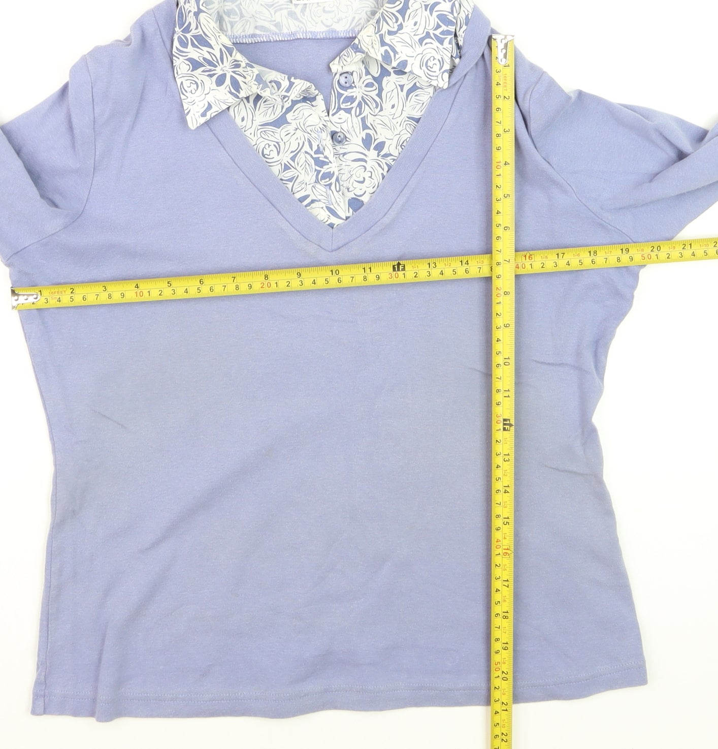 Damart Women’s Purple Long Sleeve V-Neck Button-Up Top Size 14/16