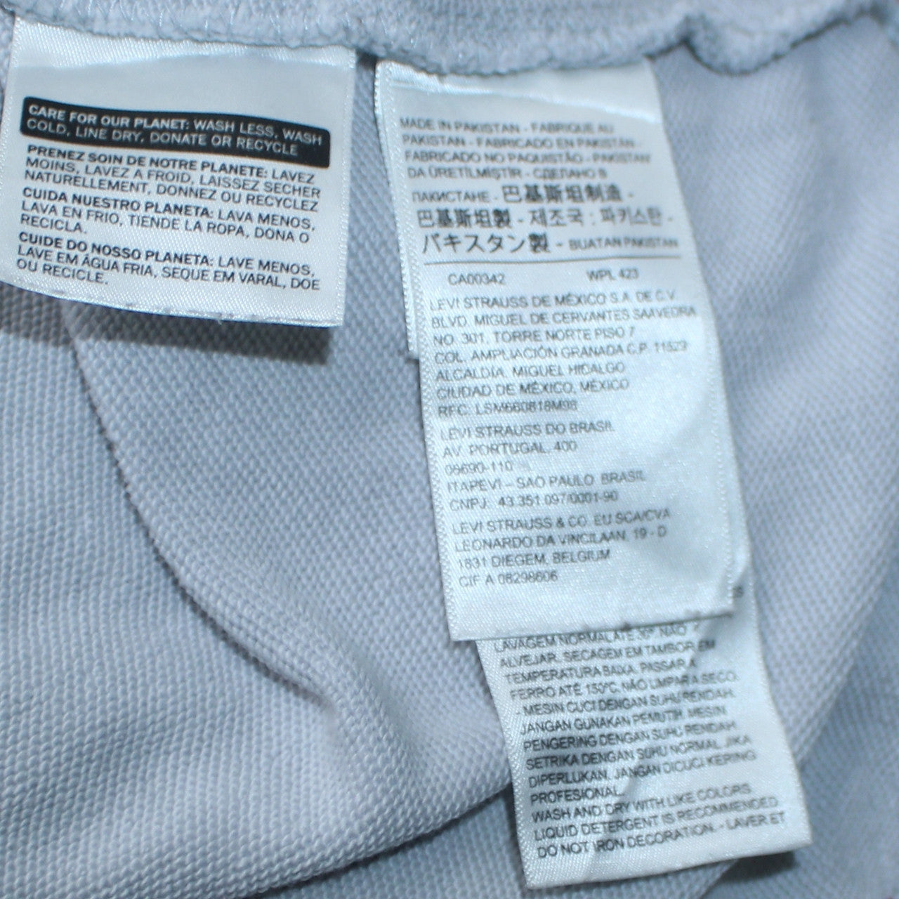Levi's Women's White Pullover Hoodie Small Hooded Sweatshirt