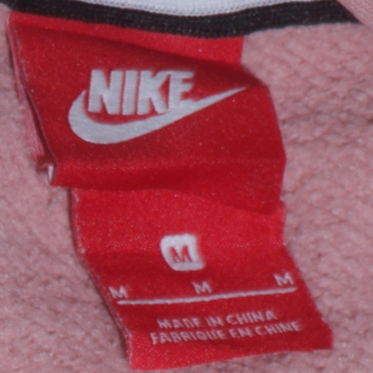 Nike Women's Pink Pullover Hoodie M Fleece Lined Sportswear