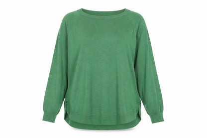 Front view of Gallery Women's Green XL Crew Neck Long Sleeve Knit jumper