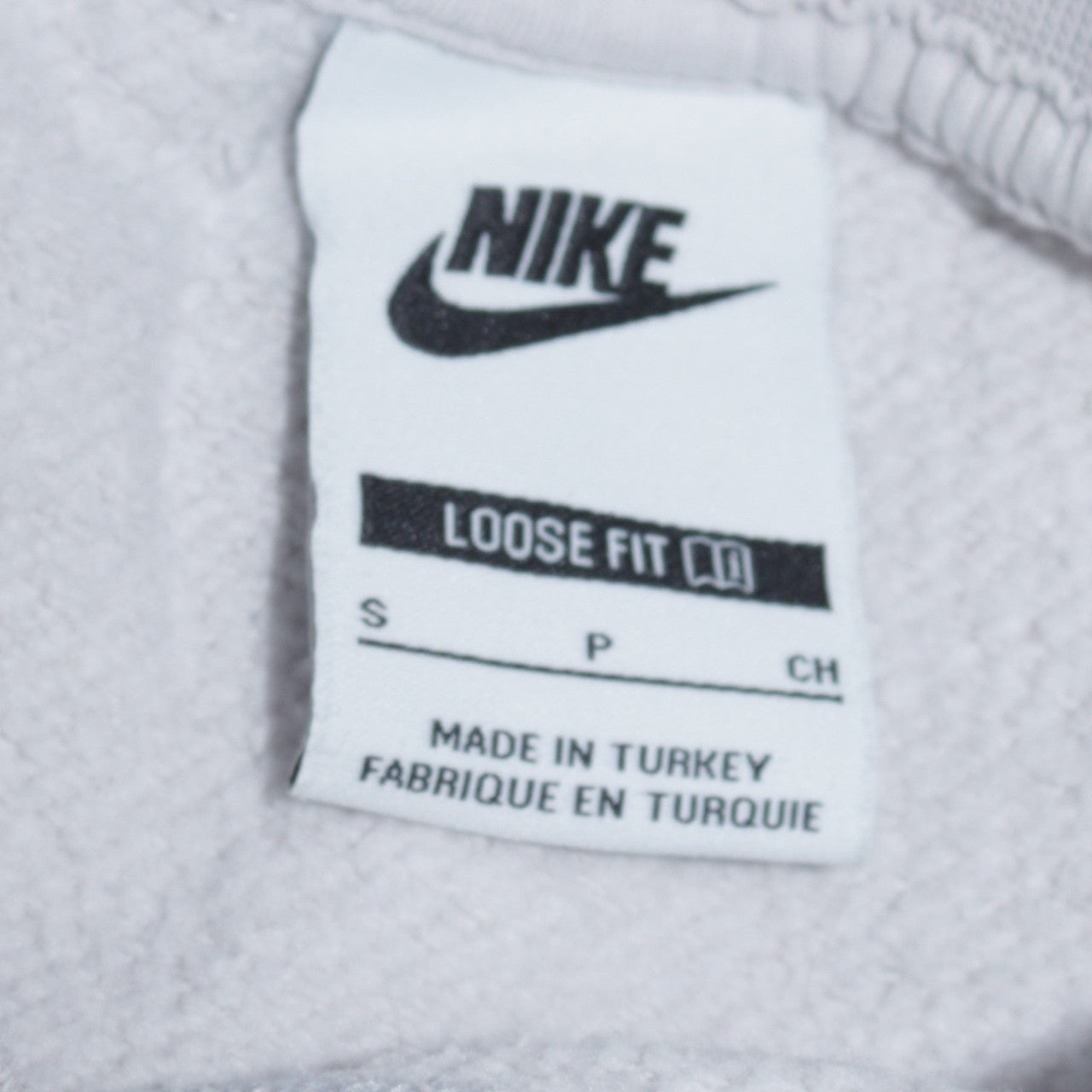 Nike Women’s Beige & White Colourblock Loose Fit Sweatshirt Size S