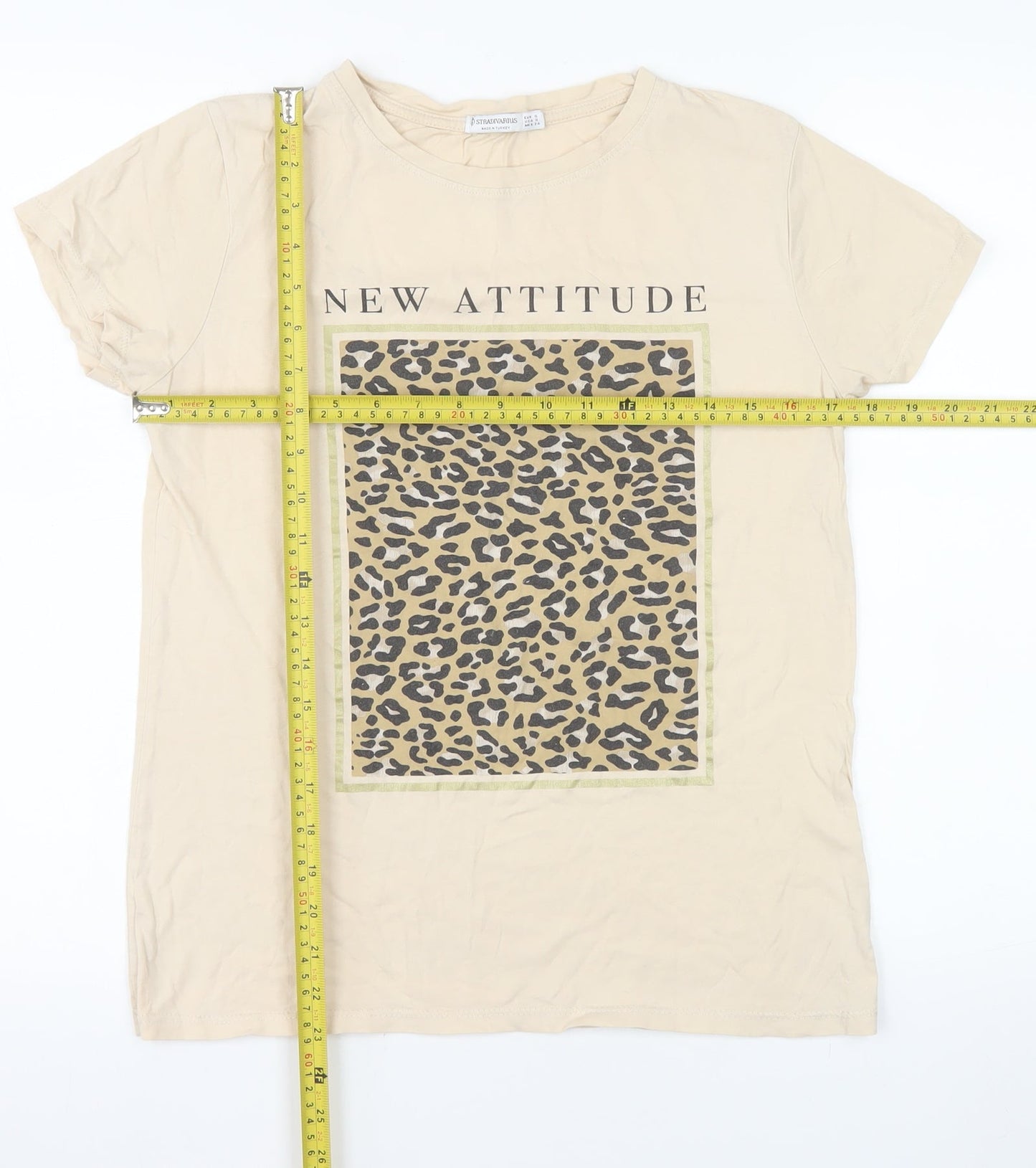 Stradivarius Women's Beige Leopard Print T-Shirt Size S