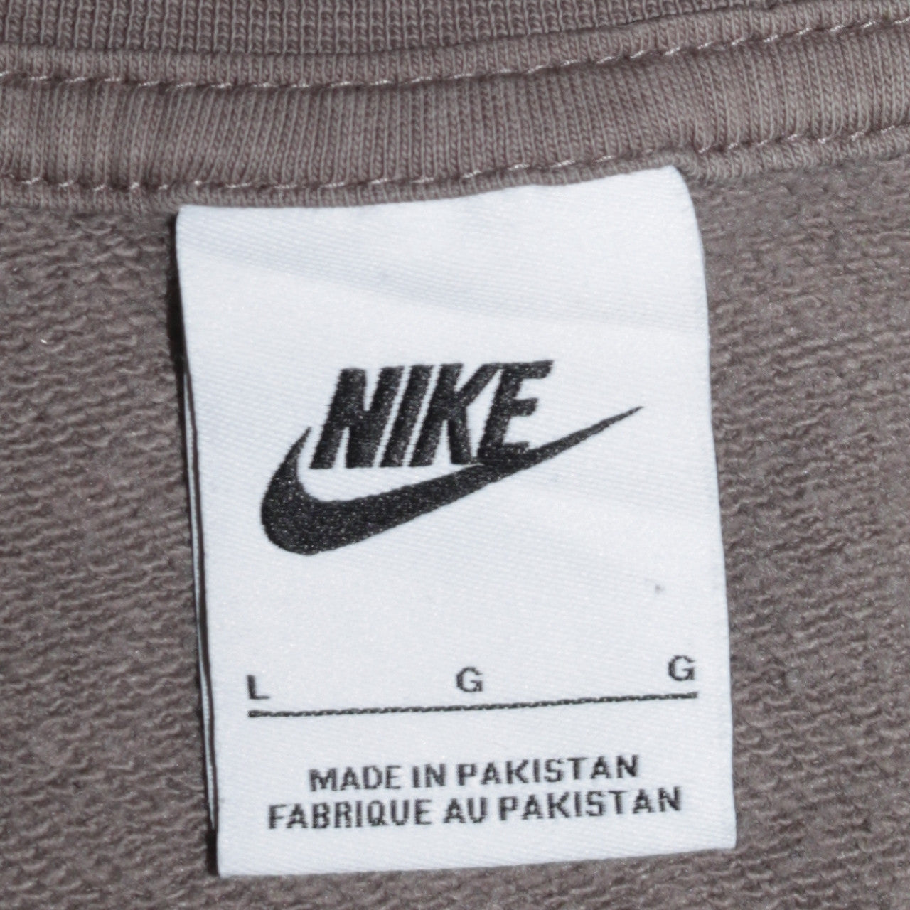 Nike Men's Grey Crew Neck Long Sleeve Pullover Sweatshirt L