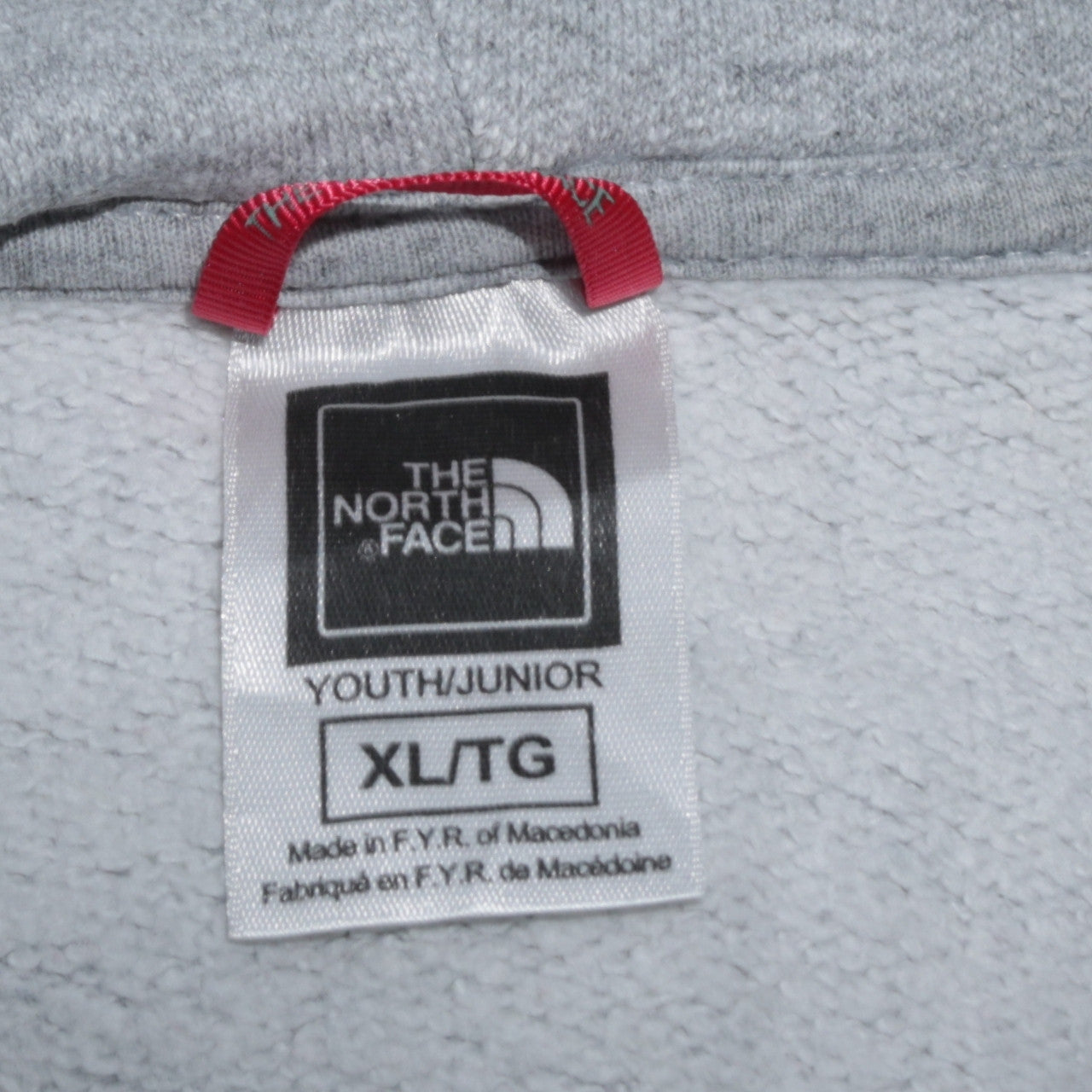 The North Face Boys Grey XL Pullover Hoodie Fleece Lined Logo Sweatshirt