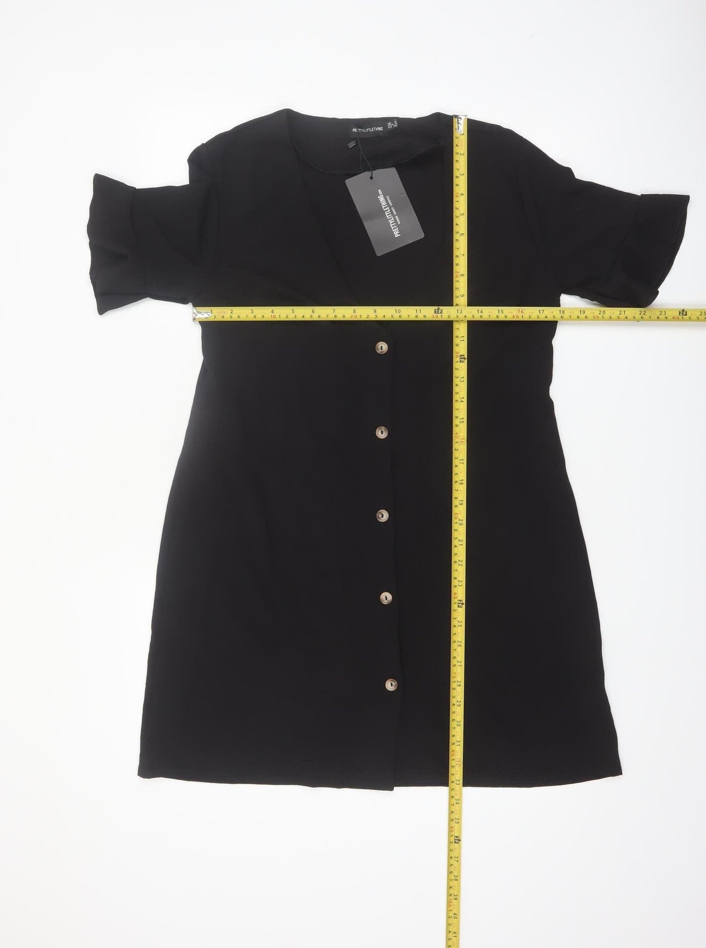 PrettyLittleThing Women’s Black Size 8 Short Sleeve Shift Dress
