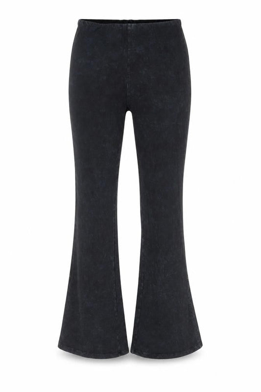 Reclaimed Vintage Women's Black Flared Leggings Size 10