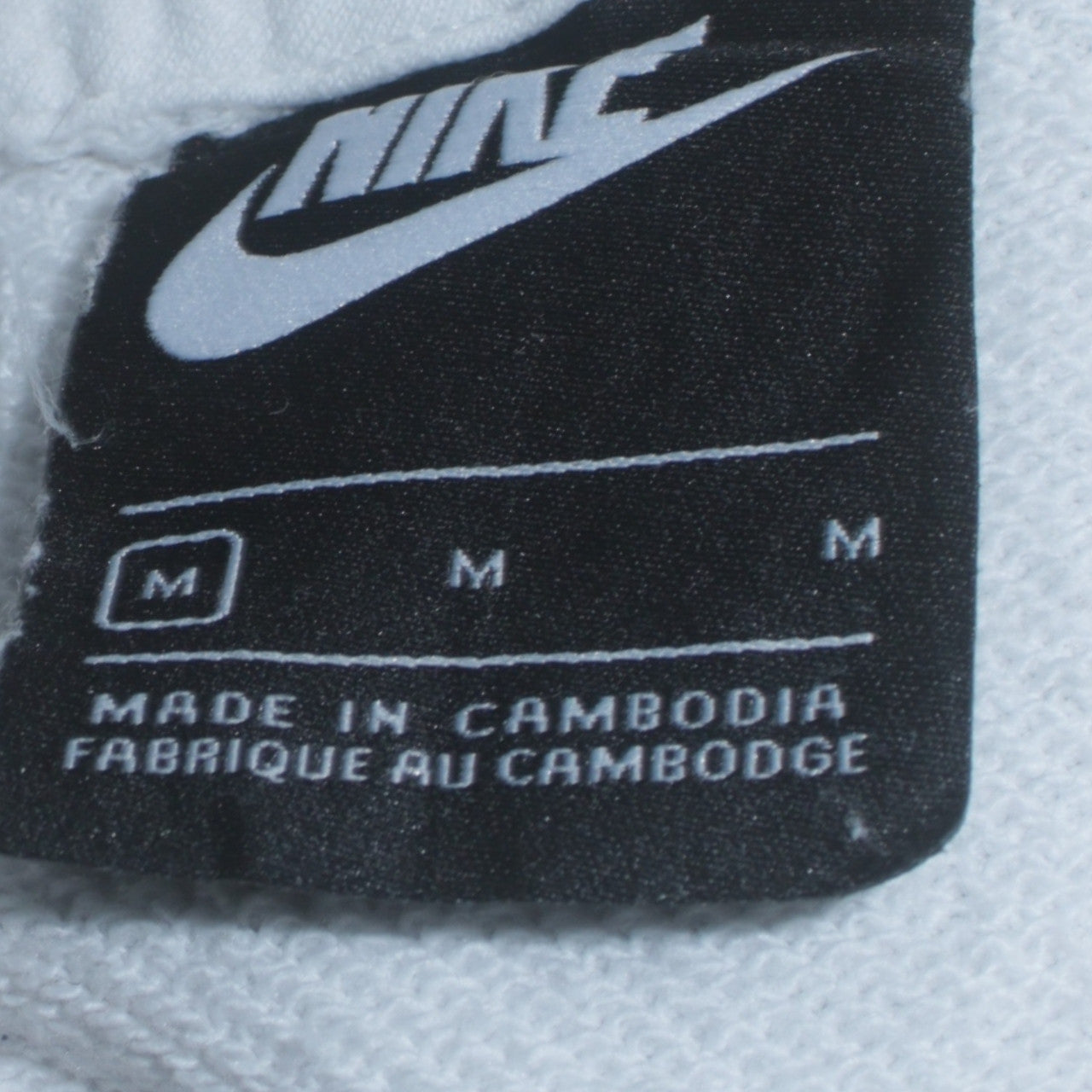 Nike Womens White Medium Pullover Hoodie with Logo Print