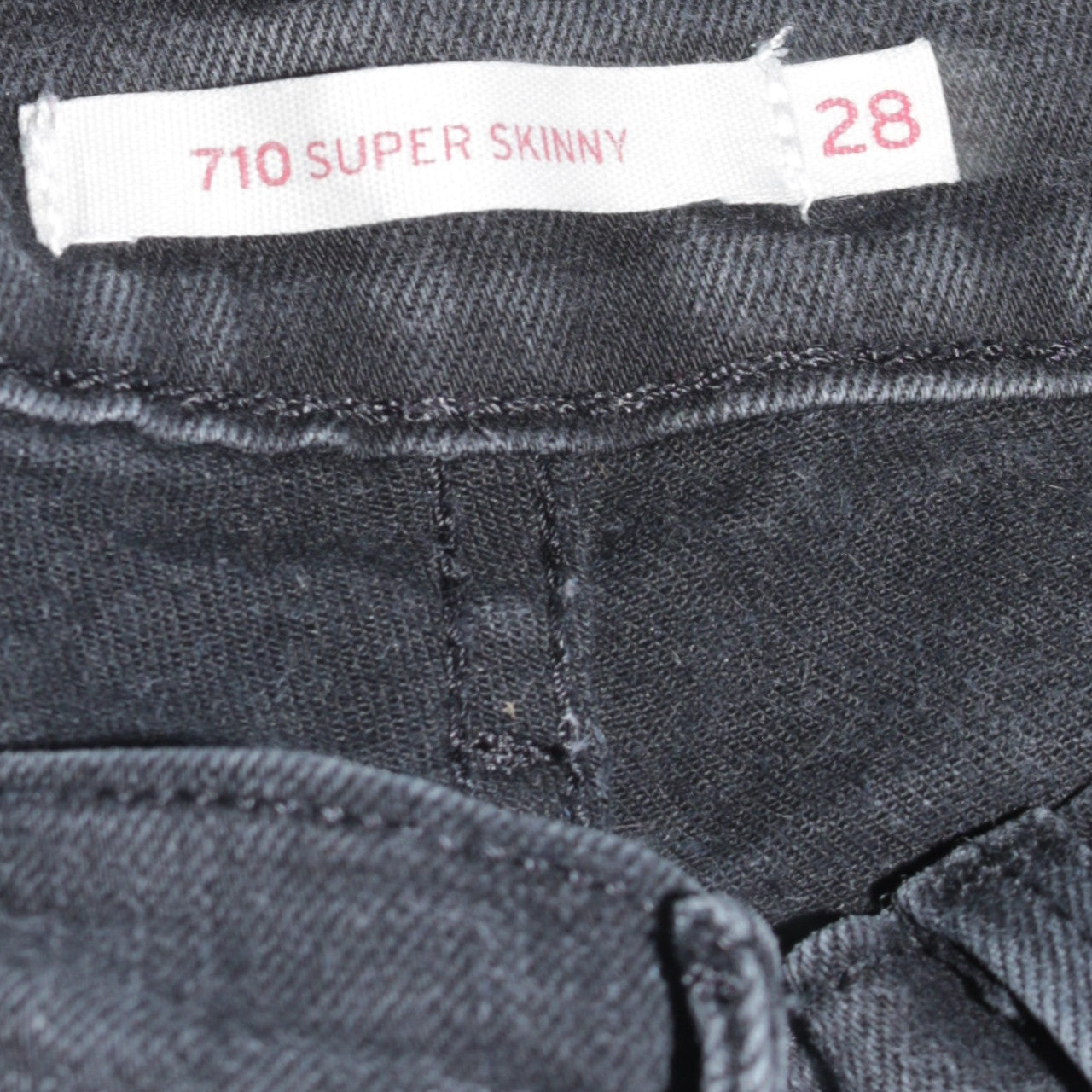 Levi's Women Black 710 Super Skinny Jeans Size 28