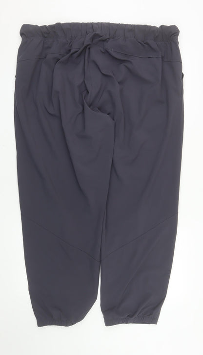 Close-up detail of Dunnes Men’s Black XL Jogger Trousers Polyester Blend