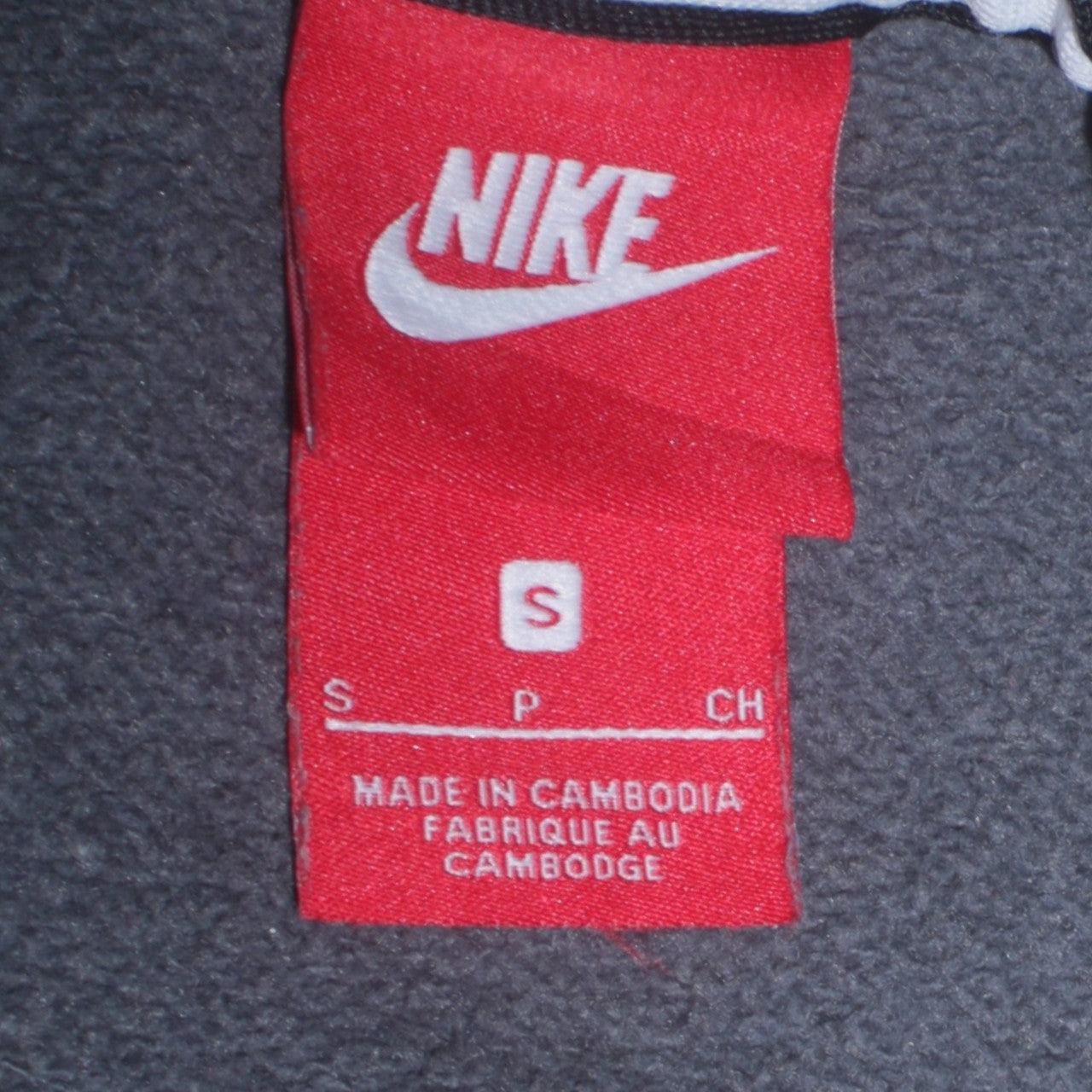 Nike Men’s Grey Small Pullover Sweatshirt Crew Neck Logo Zip Pocket