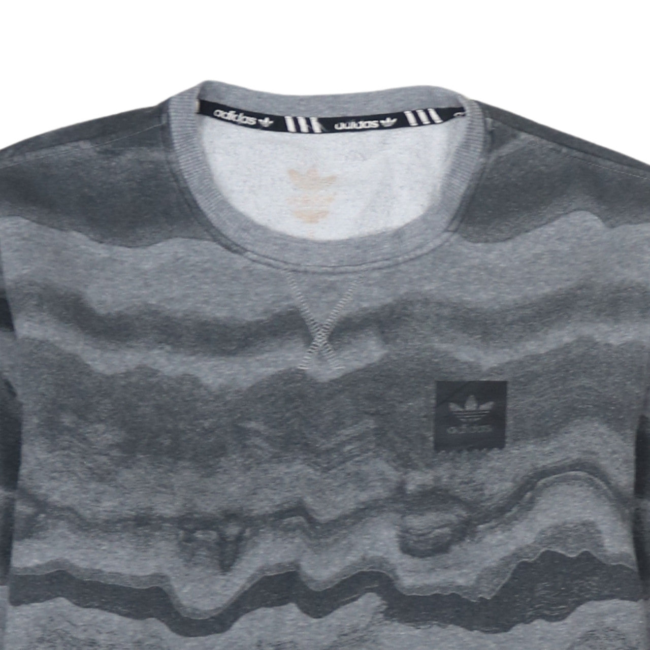 Adidas Men's Grey Camouflage Crew Neck Pullover Sweatshirt Size S