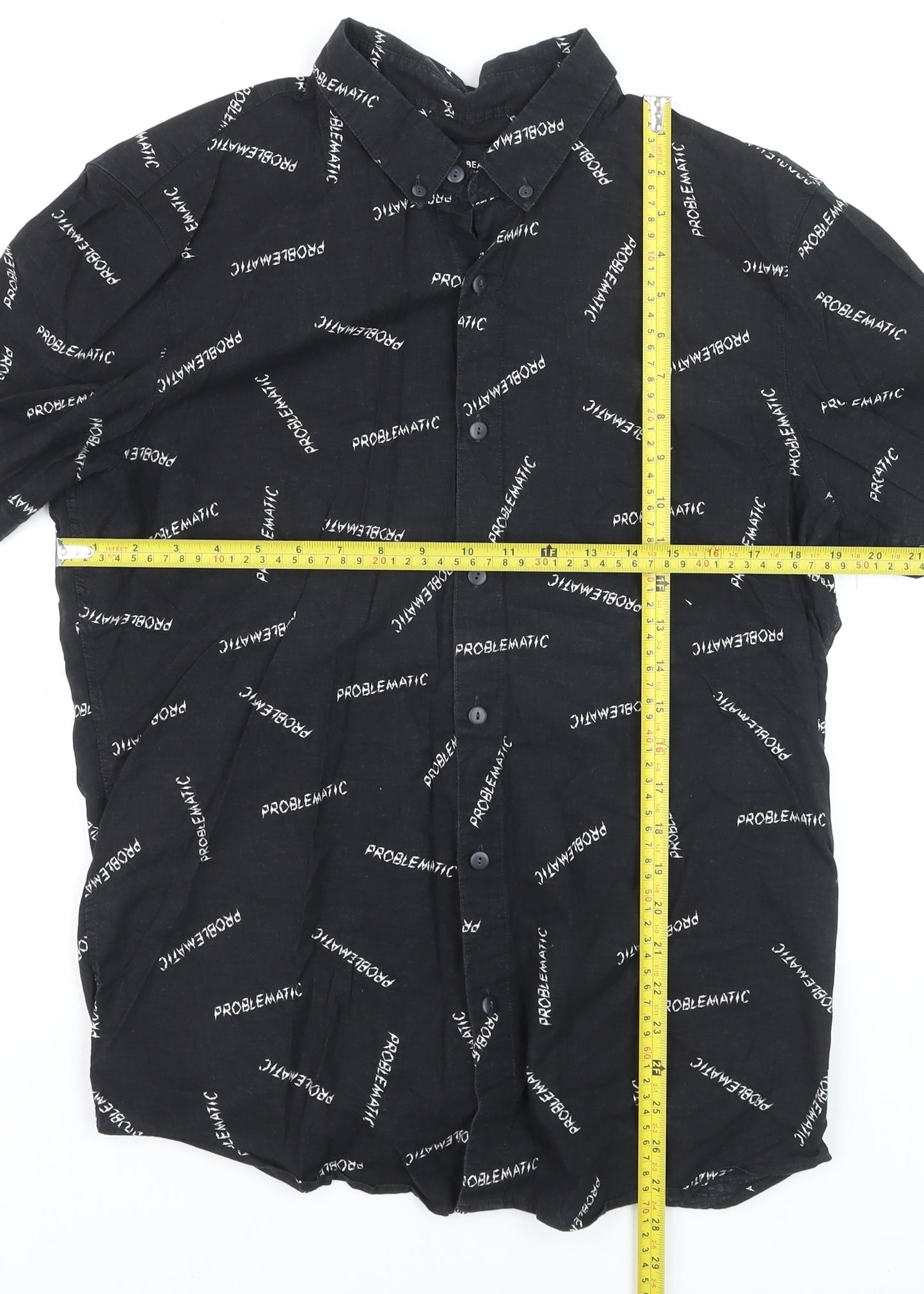 Pull & Bear Men's Black Graphic Short Sleeve Button-Up Shirt L