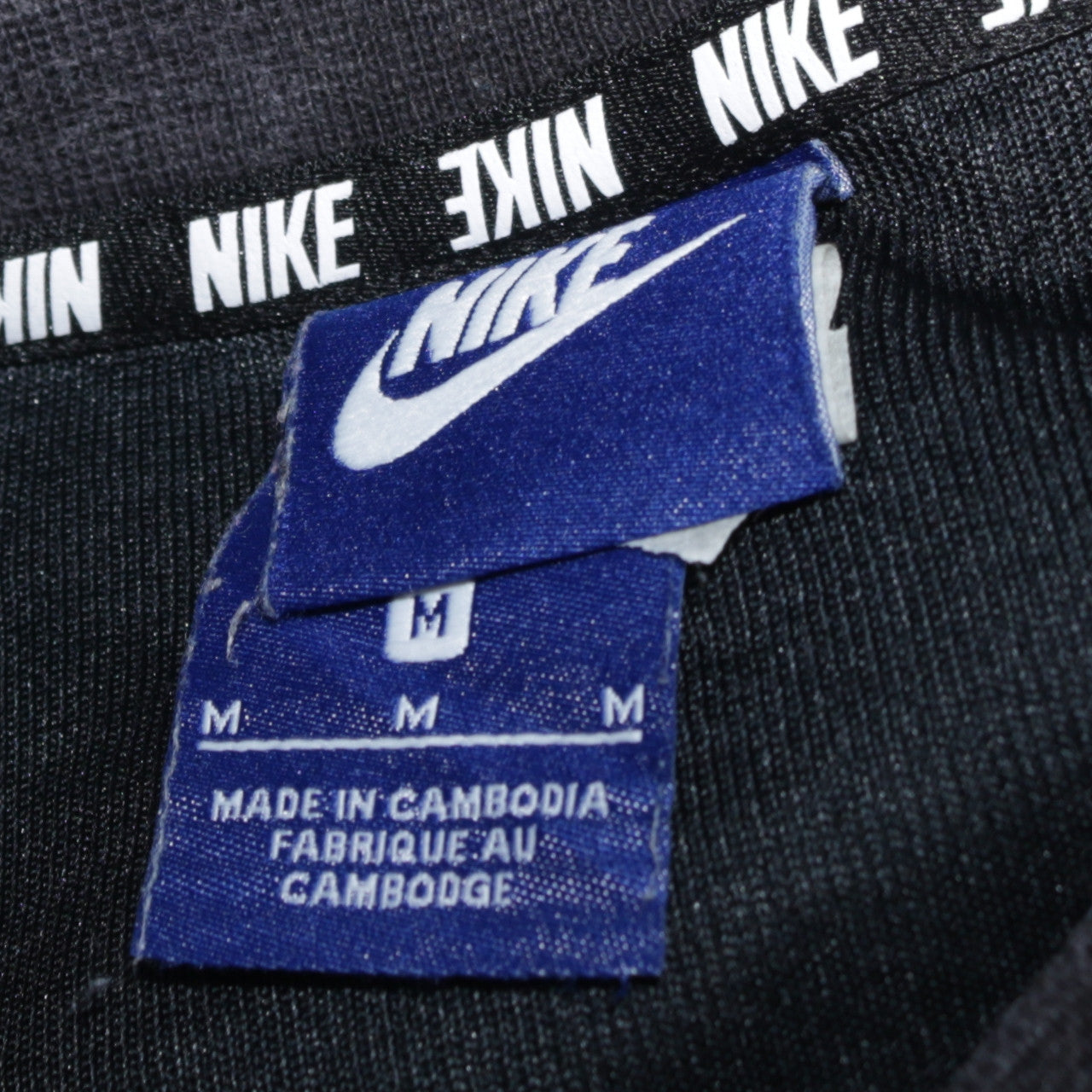 Nike Men's Black M Crew Neck Pullover Sweatshirt with Logo