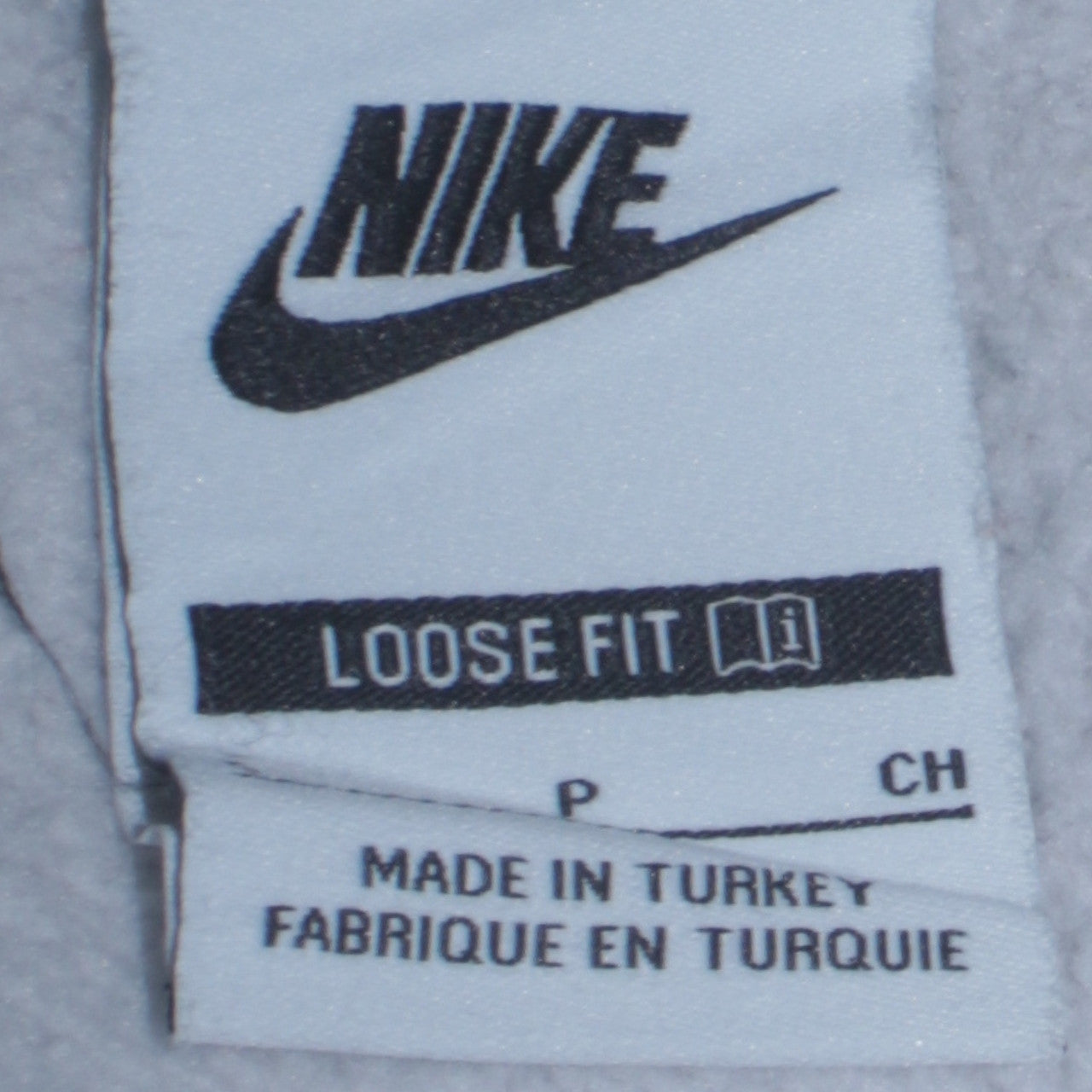 Nike Women’s Beige Colourblock Crew Neck Loose Fit Sweatshirt Size P