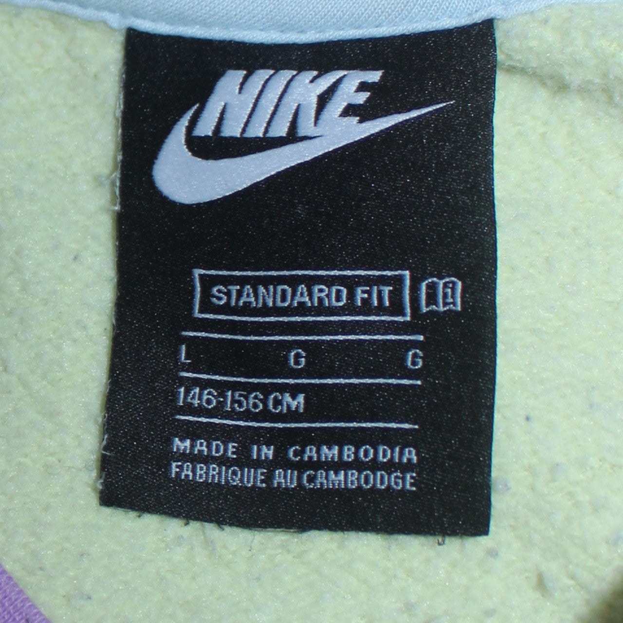 Nike Girls Multicoloured Logo Pullover Sweatshirt Size 146 Standard Fit