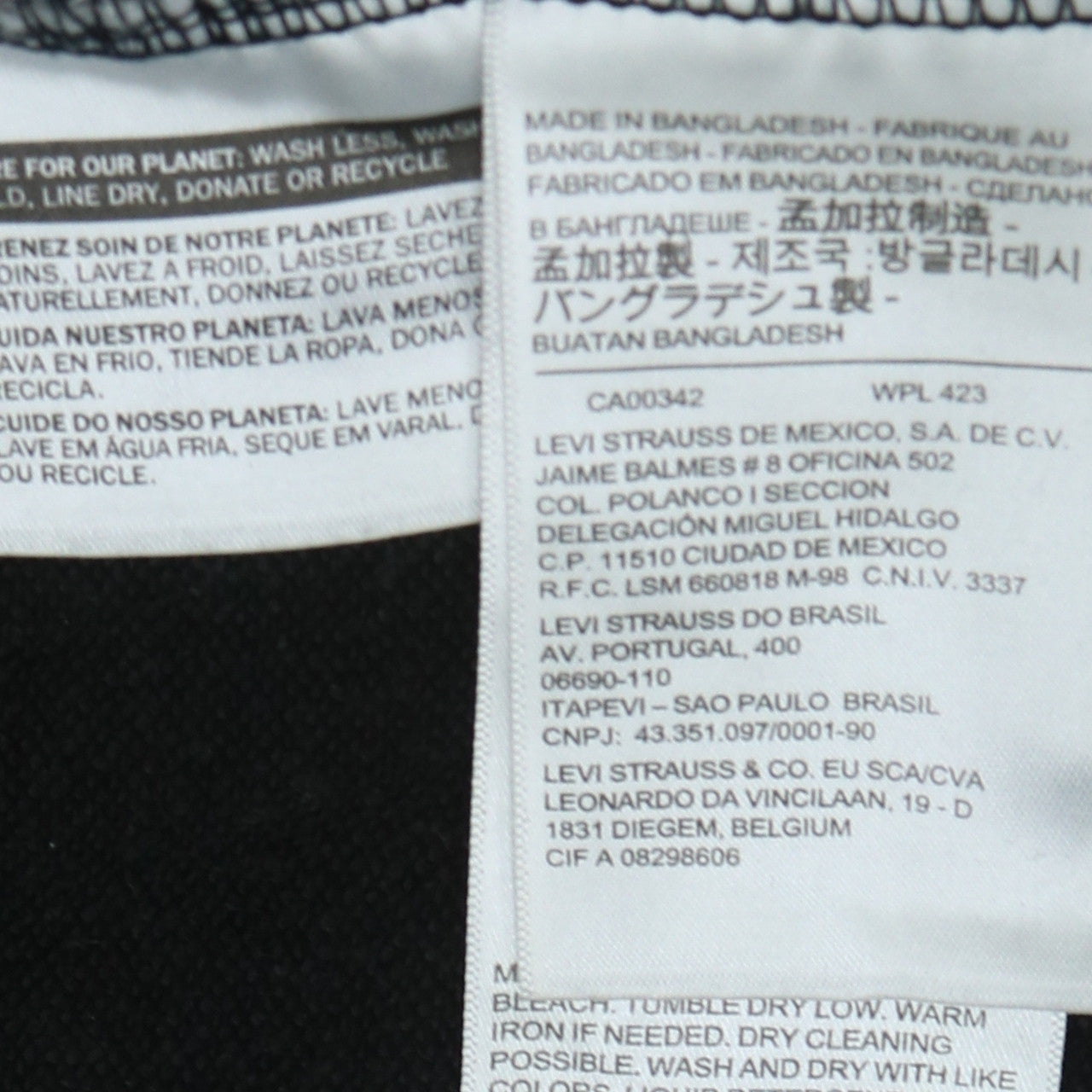 Levi's Women's Black Hoodie Small Pullover Logo Tape Detail Sweatshirt