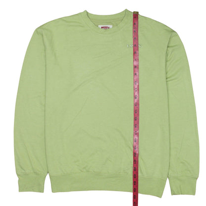 Close-up detail of Levi's boys’ green crew neck pullover sweatshirt 16 years regular fit