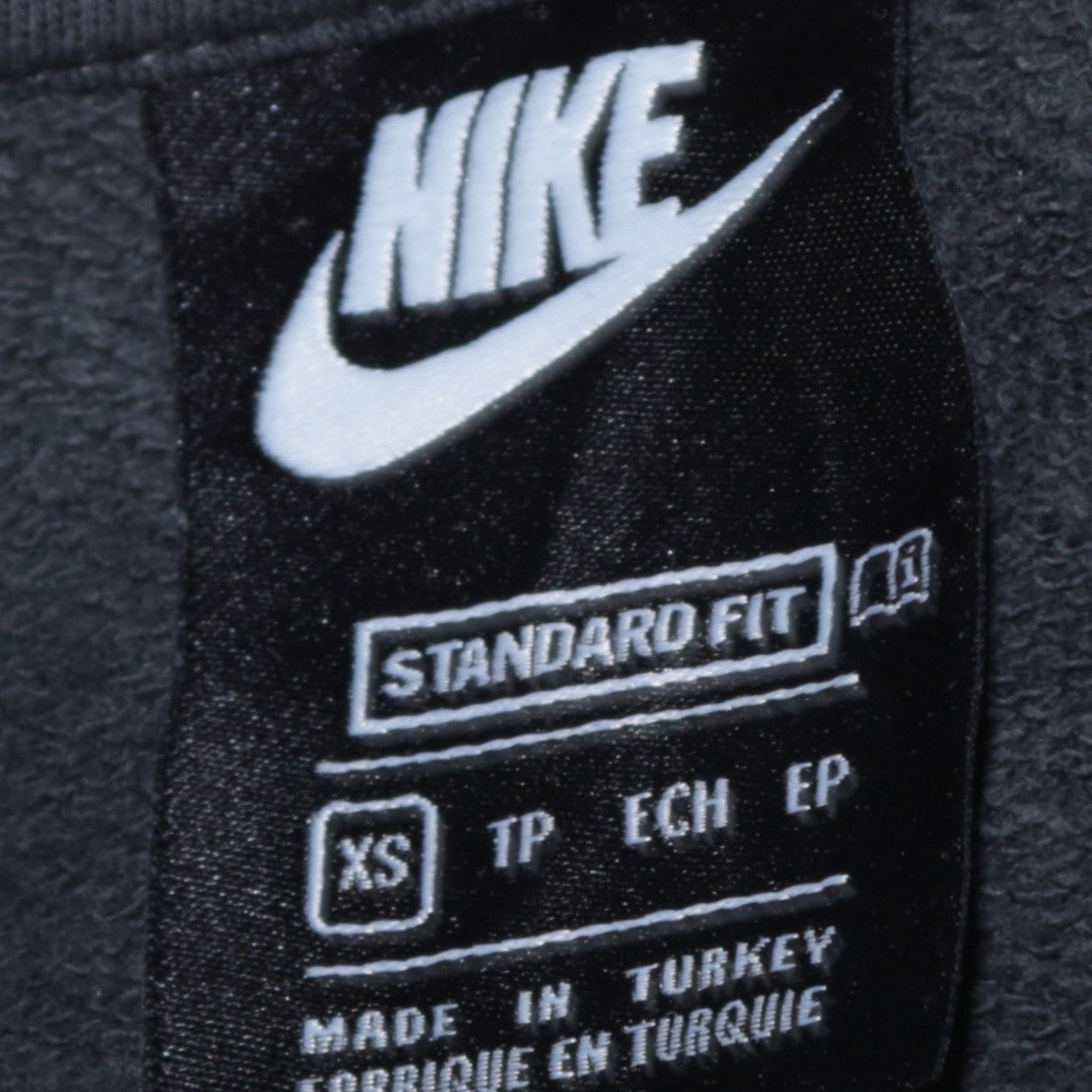 Nike Men's Black XS Pullover Embroidered Logo Sweatshirt