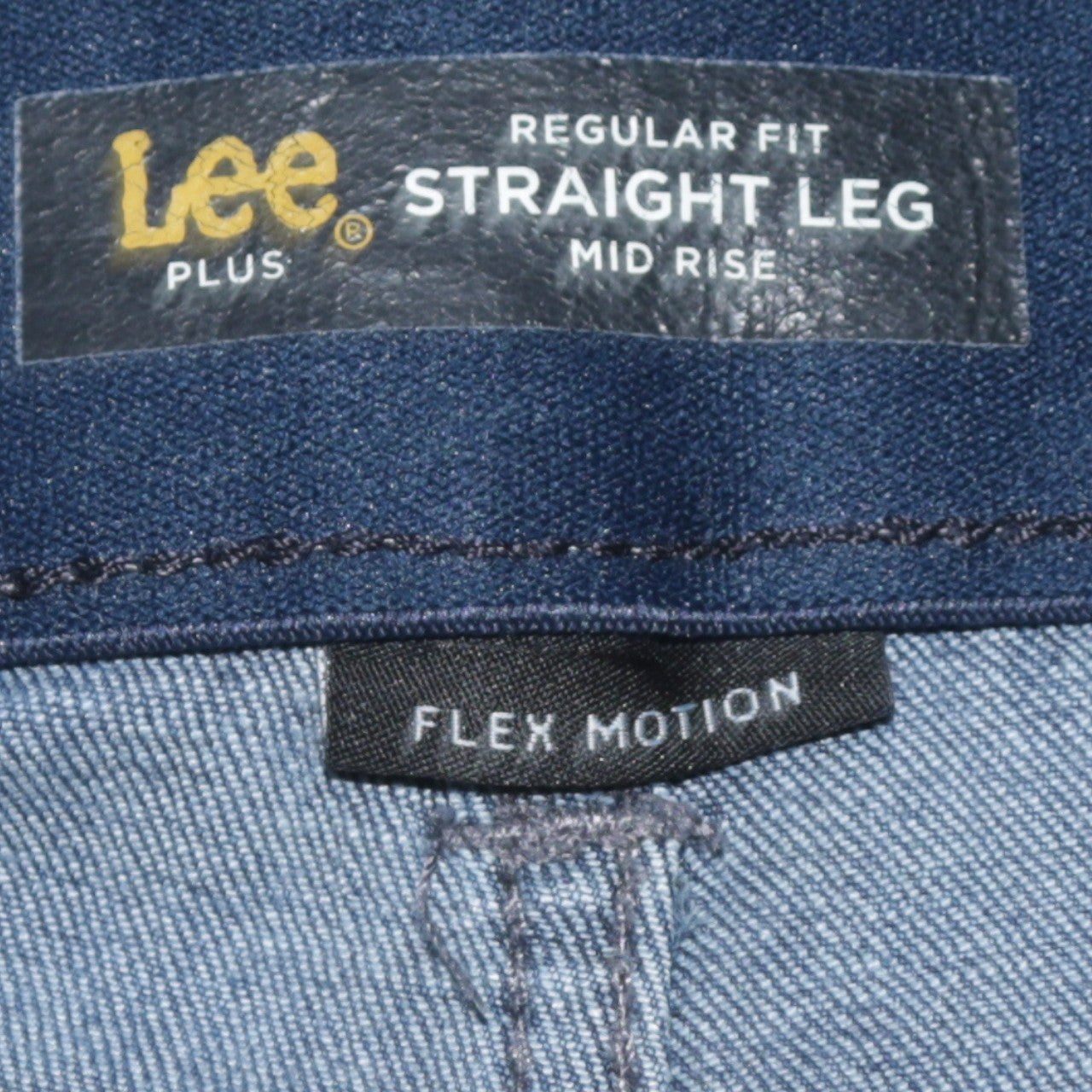 Lee Women’s Blue Flex Motion Straight Leg Petite Jeans Size 22W