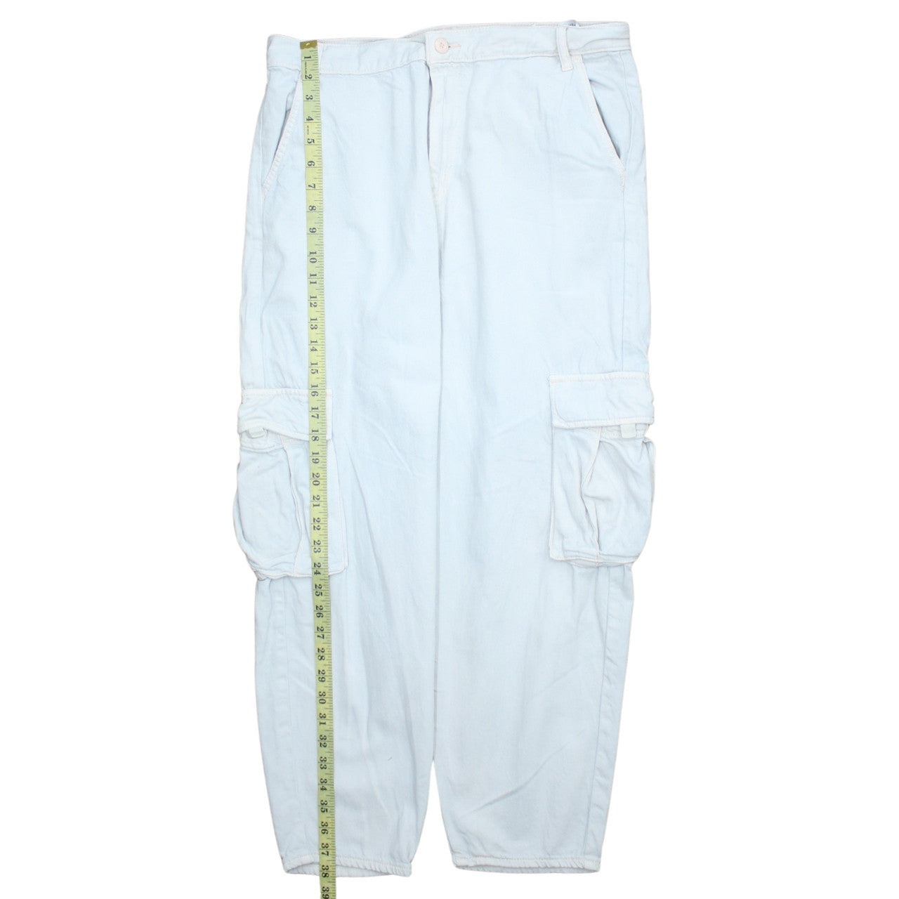 Levi's Women's Light Blue Cargo Jeans Size 31 Relaxed Fit