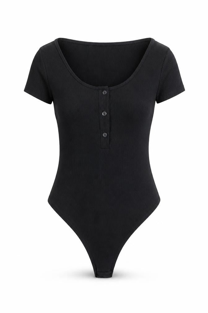 PRETTYLITTLETHING Women’s Black Short Sleeve Ribbed Bodysuit UK 4