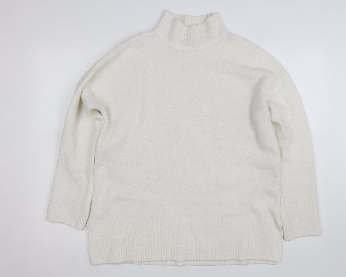 Dunnes Stores Women’s White Roll Neck Knit Jumper Size S