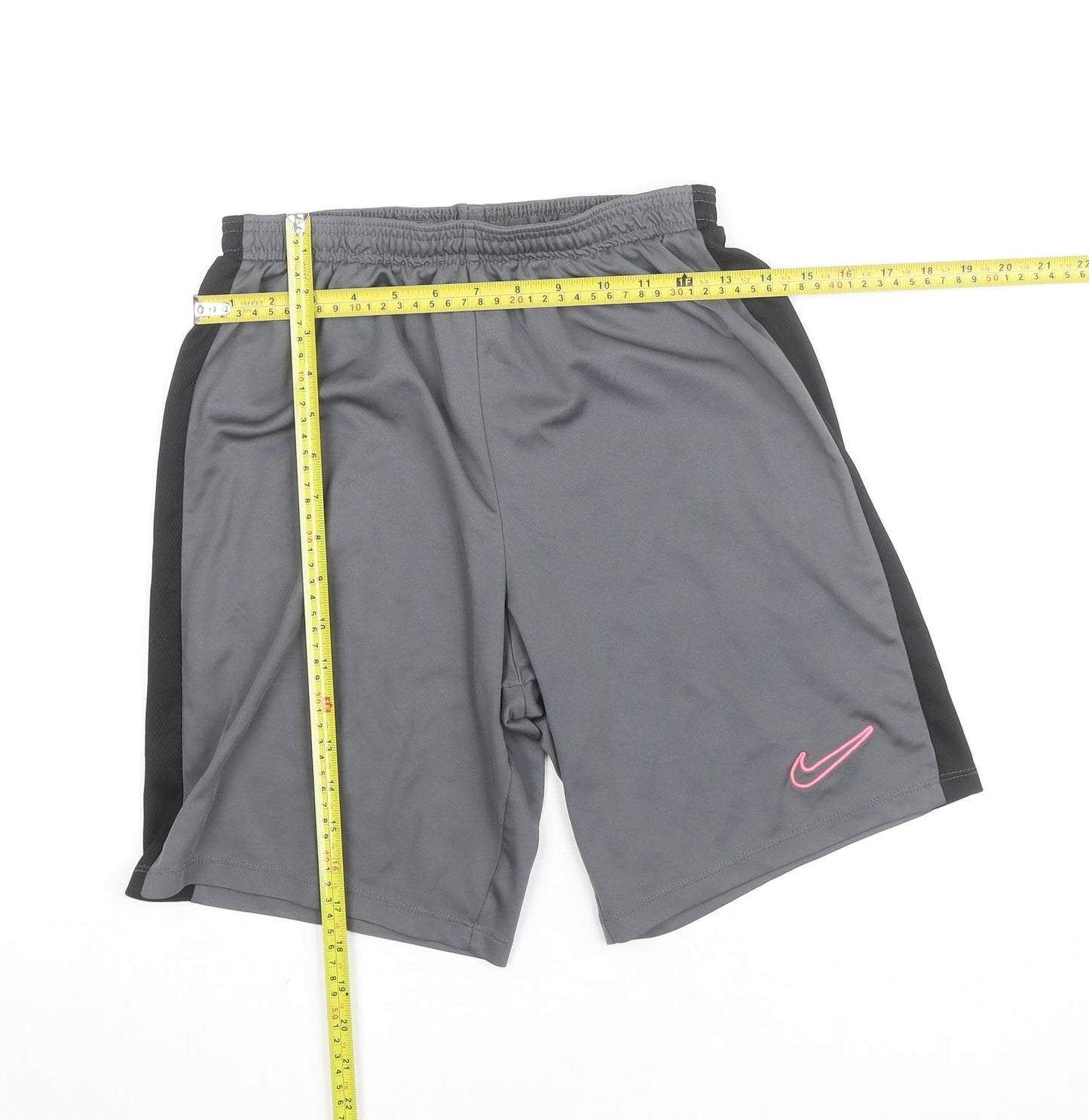 Nike Boys Grey Dri-FIT XL Athletic Shorts with Elastic Waist