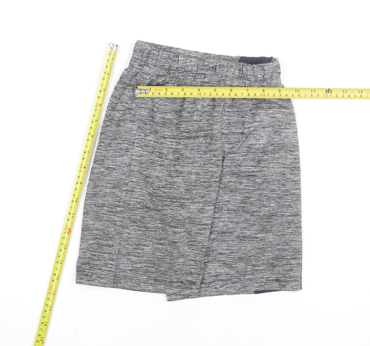 Reebok Boys Grey Athletic Shorts 10 Years Quick Dry Elastic Waist